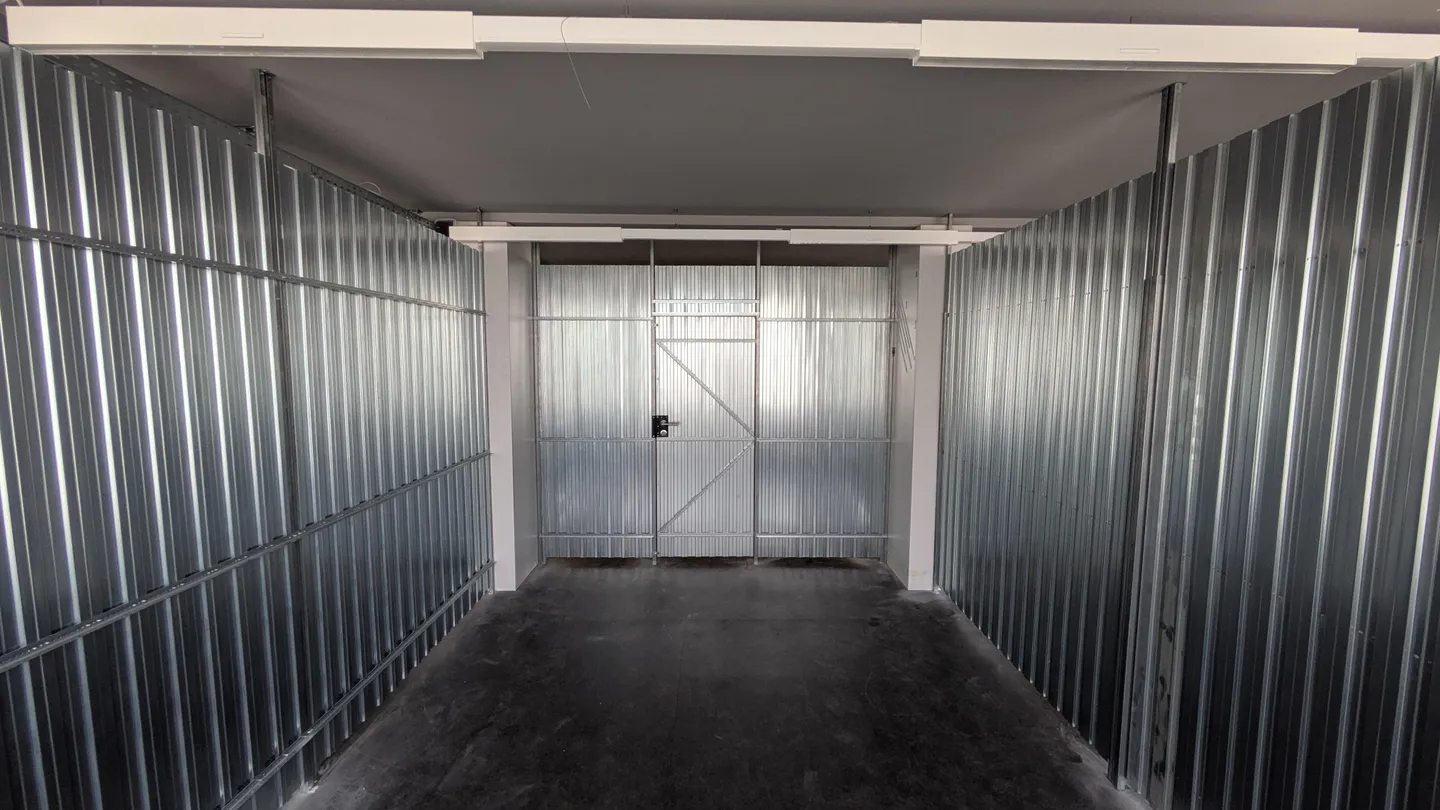 15m2 Storage Room Zurich - Birmensdorferstrasse 20 - Photo 3 of 8