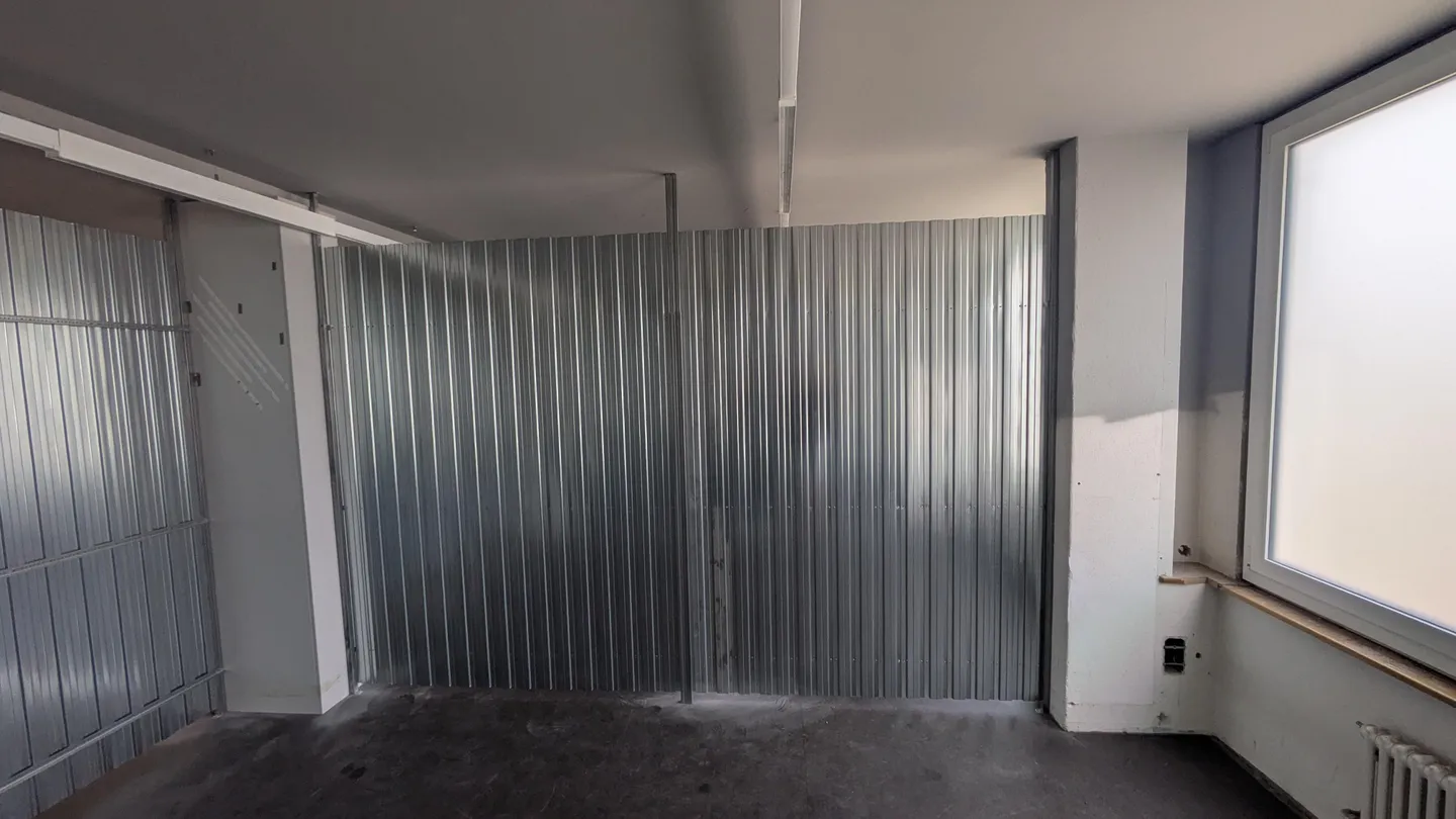 15m2 Storage Room Zurich - Birmensdorferstrasse 20 - Photo 2 of 8