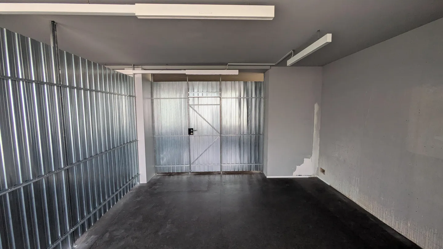 17m2 Storage Room Zurich - Birmensdorferstrasse 20 - Photo 3 of 8