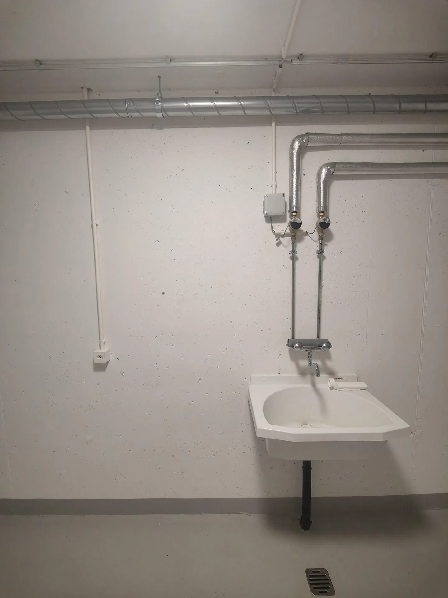 10.4m2 Storage Room Zurich - Stoffelstrasse 15 - Photo 9 of 9
