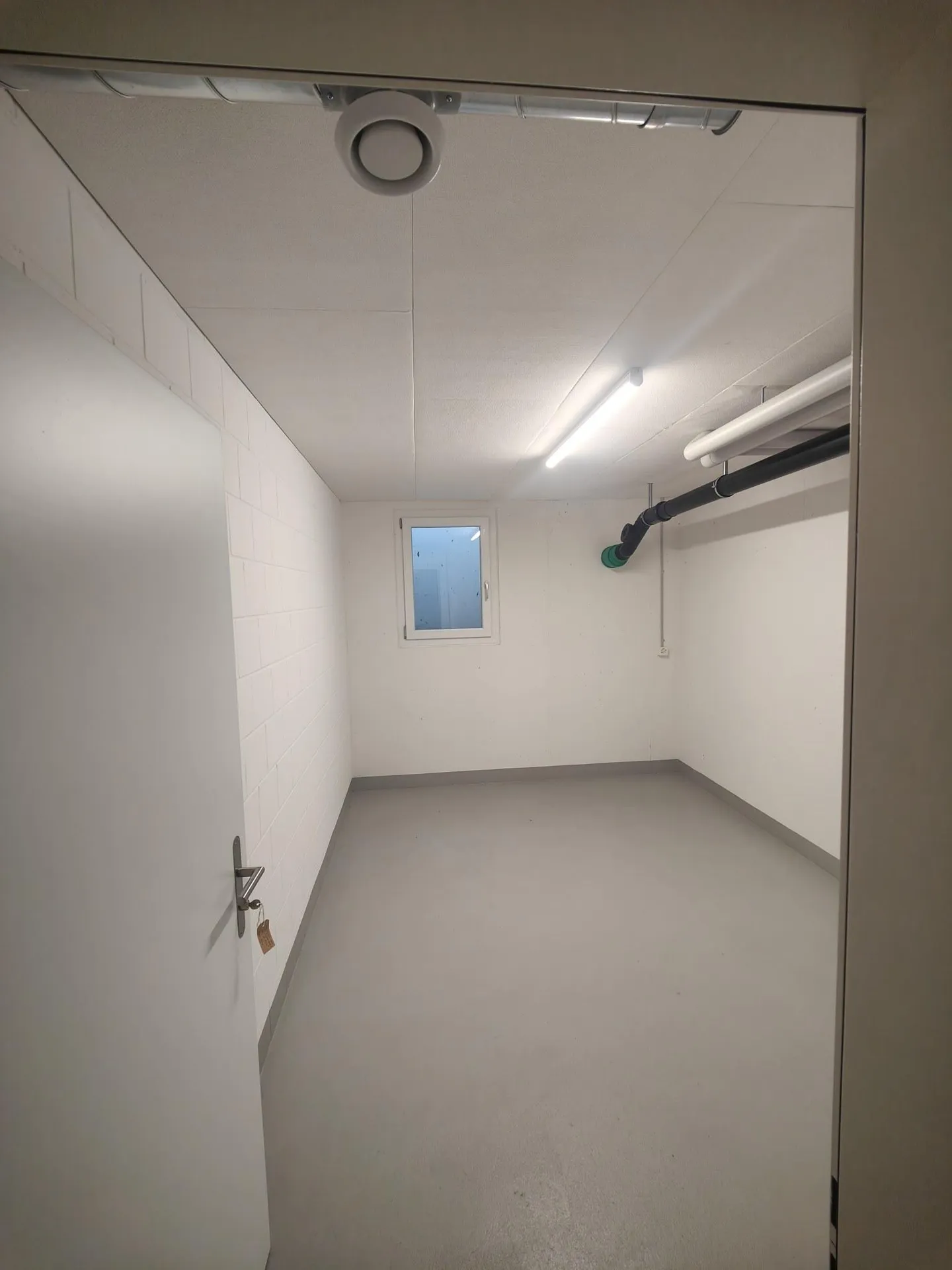 11.83m2 Magazzino Neuendorf - Dorfstrasse 37/37a - Foto 9 di 9