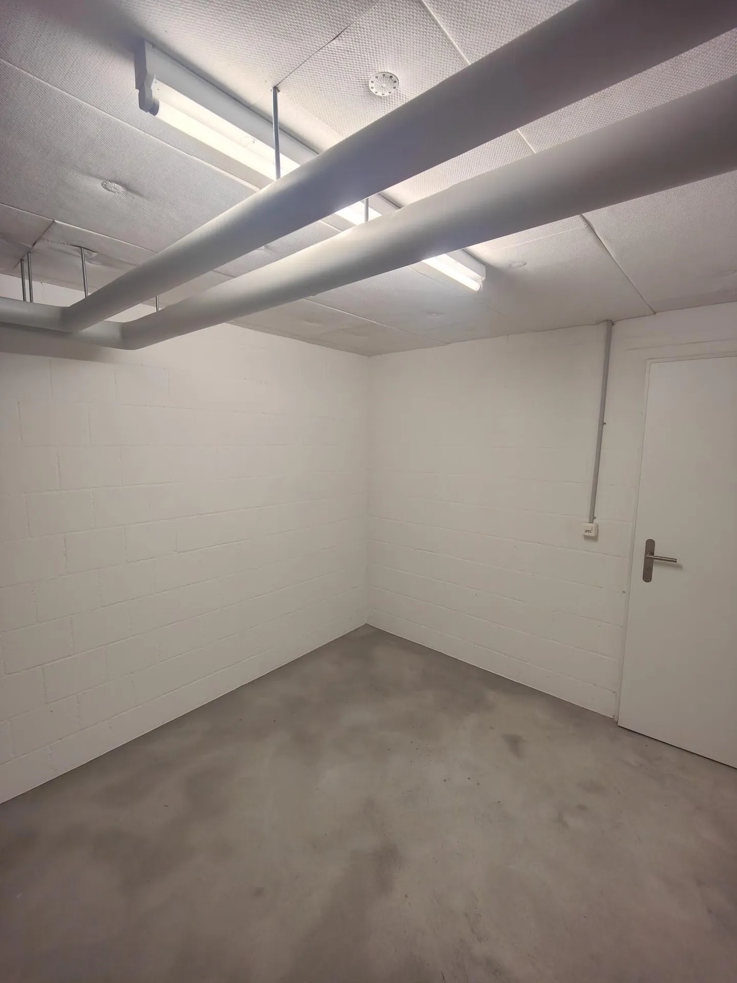9.5m2 Magazzino Neuendorf - Dorfstrasse 37/37a - Foto 2 di 9