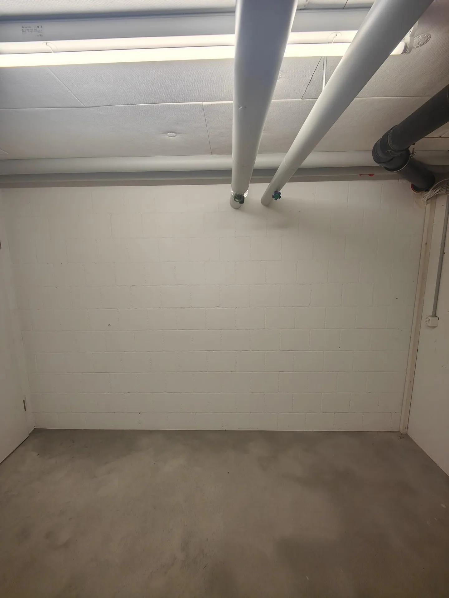 9.5m2 Magazzino Neuendorf - Dorfstrasse 37/37a - Foto 7 di 9