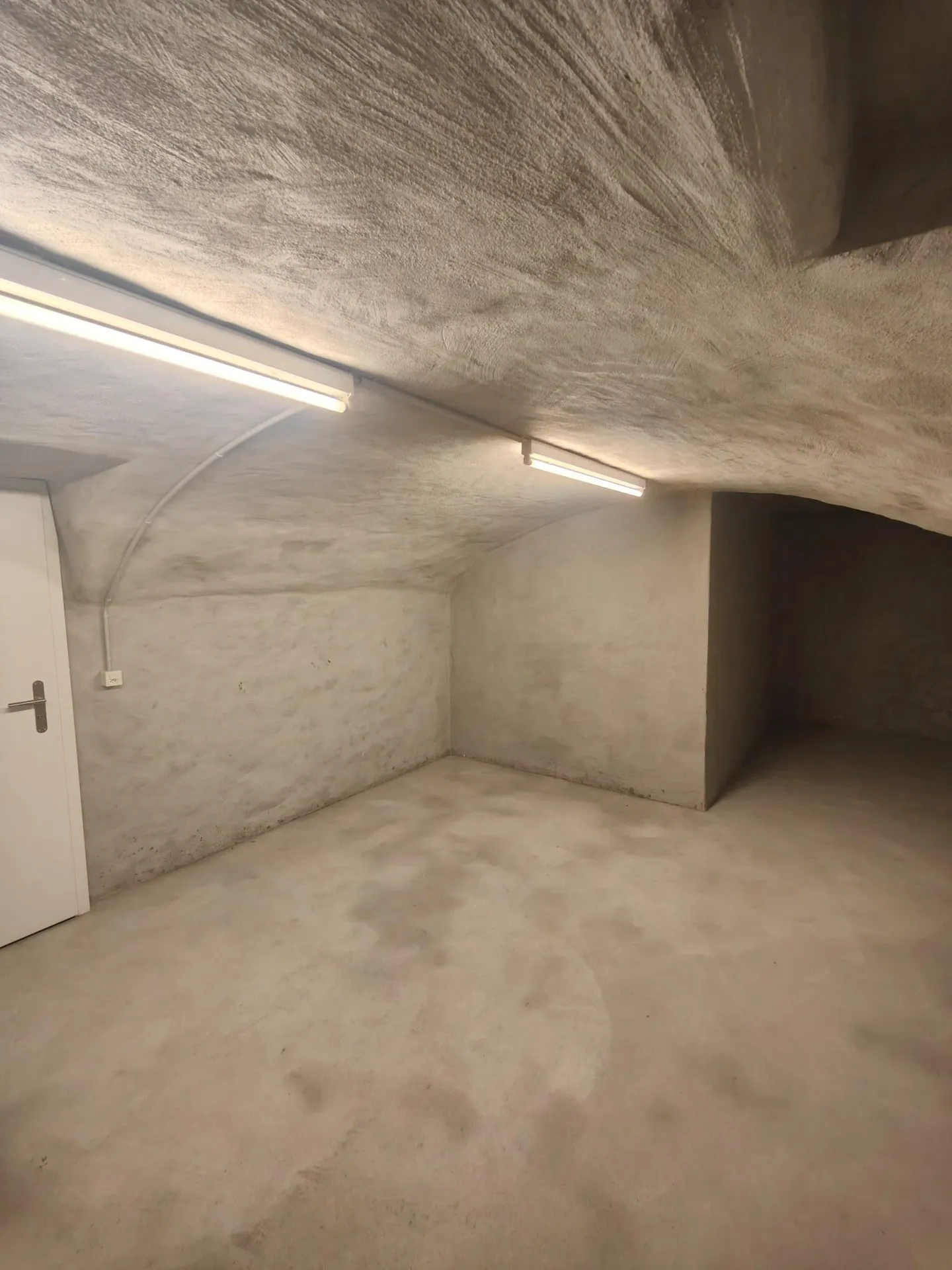 22.88m2 Magazzino Neuendorf - Dorfstrasse 37/37a - Foto 2 di 13