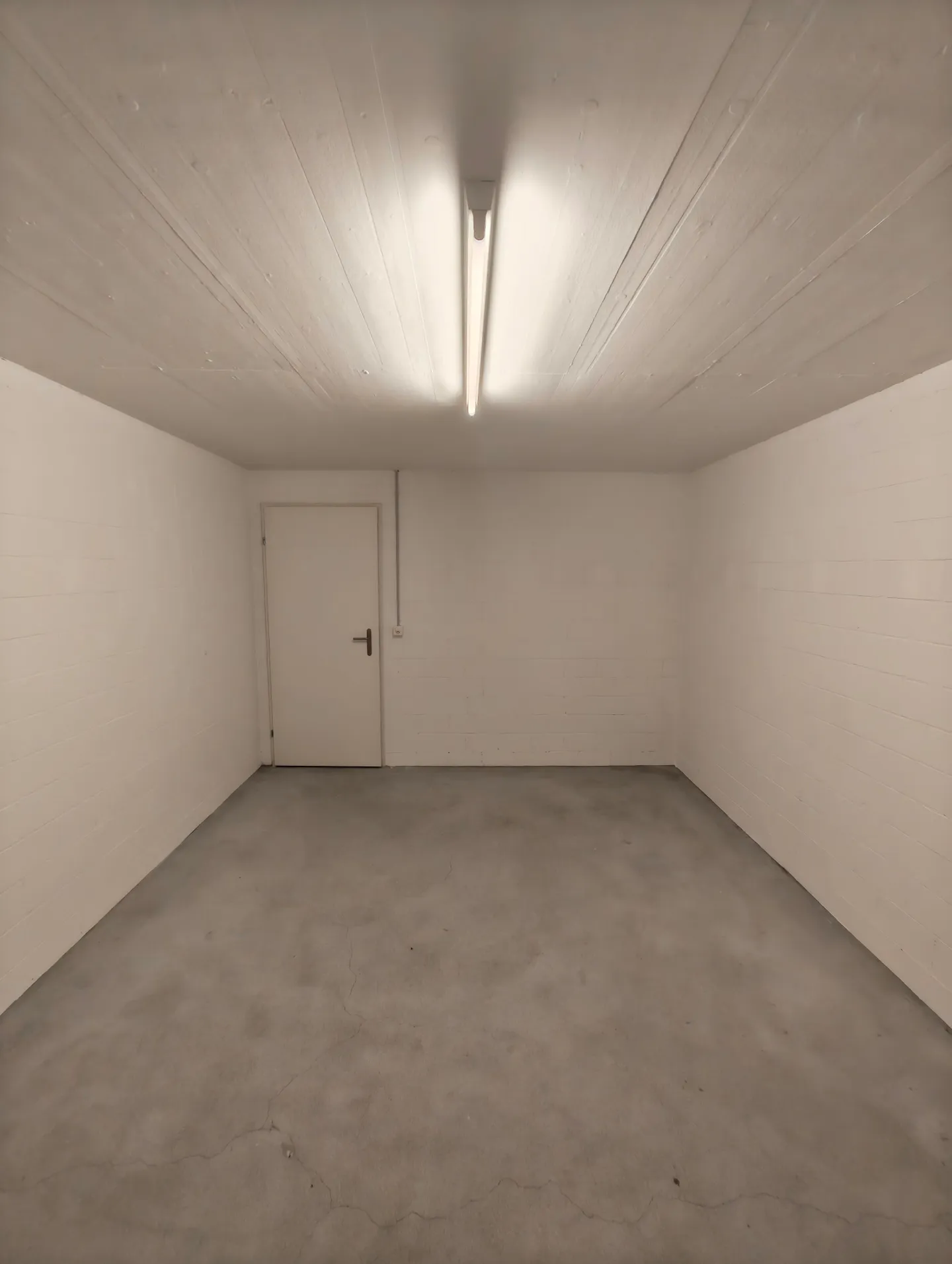 16m2 Storage Room Bülach - Zürichstrasse 52 - Photo 1 of 9