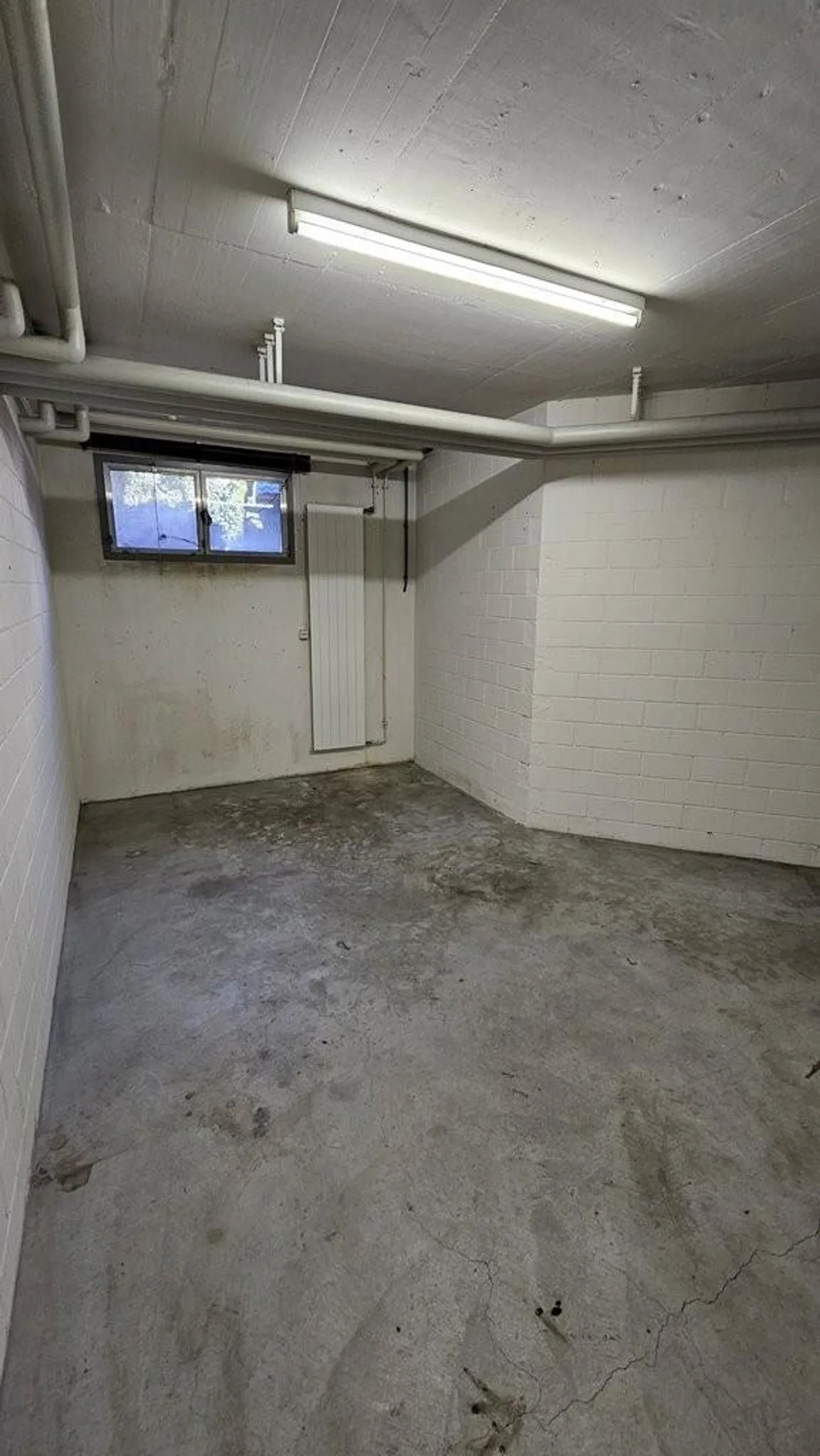 Salle de bricolage à la frontière d'Affoltern/Oerlikon - Photo 3 sur 3