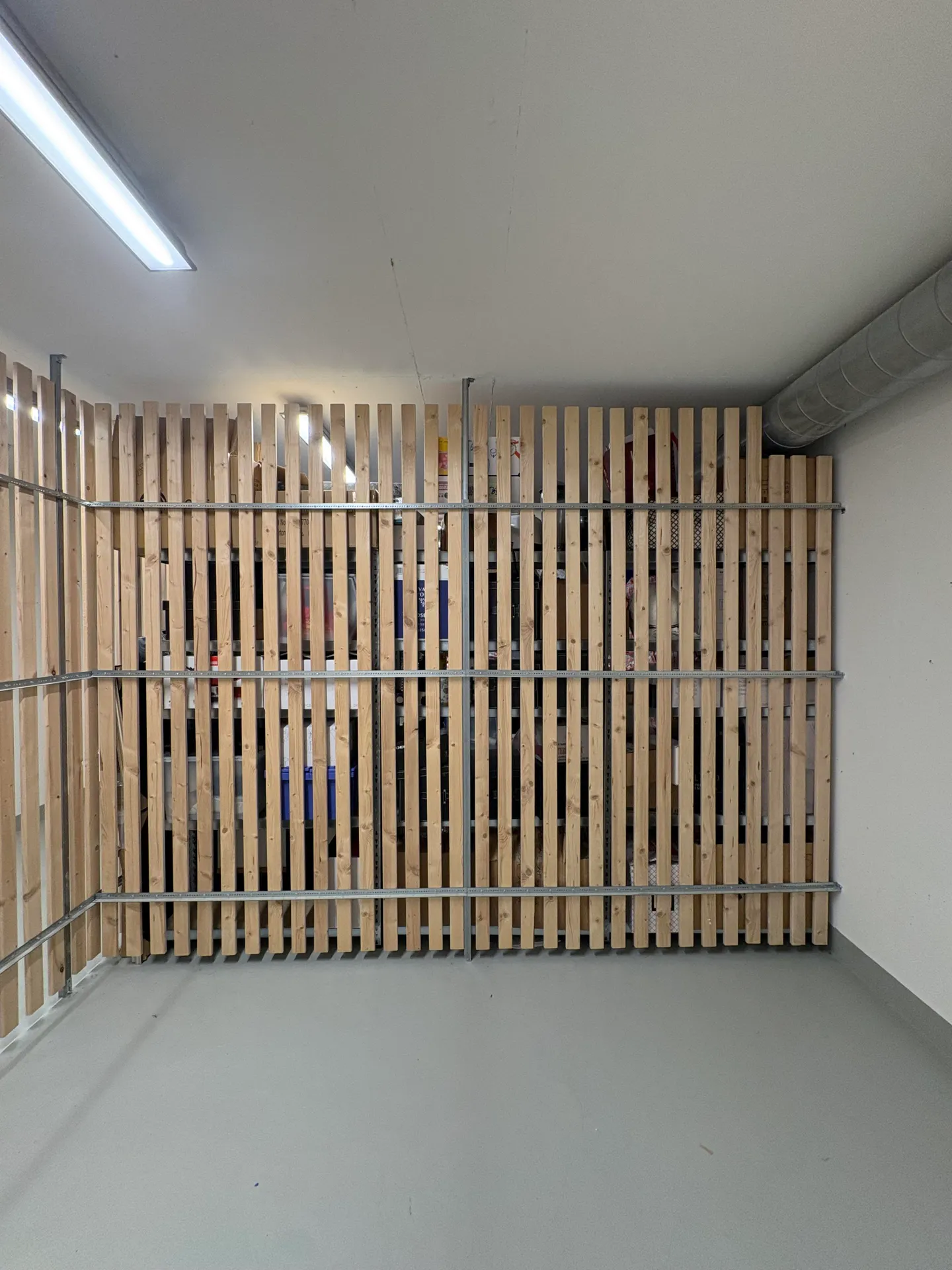 8m2 compartimento cantina Zurigo - Hagenholzstrasse 59 - Foto 5 di 8