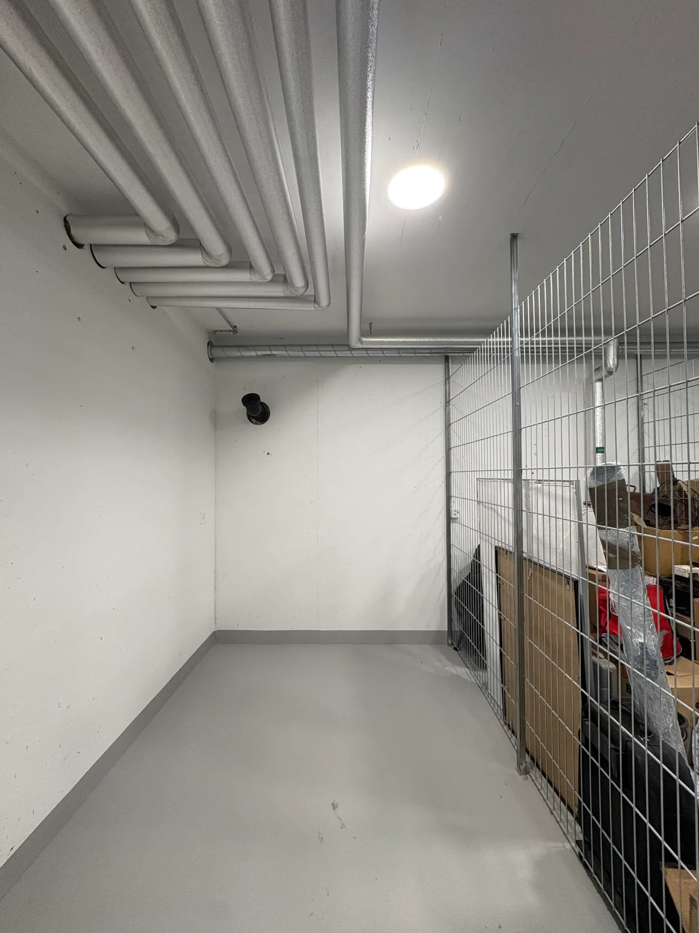 6.4m2 Kellerabteil Zürich - Stoffelstrasse 15 - Foto 1 von 10