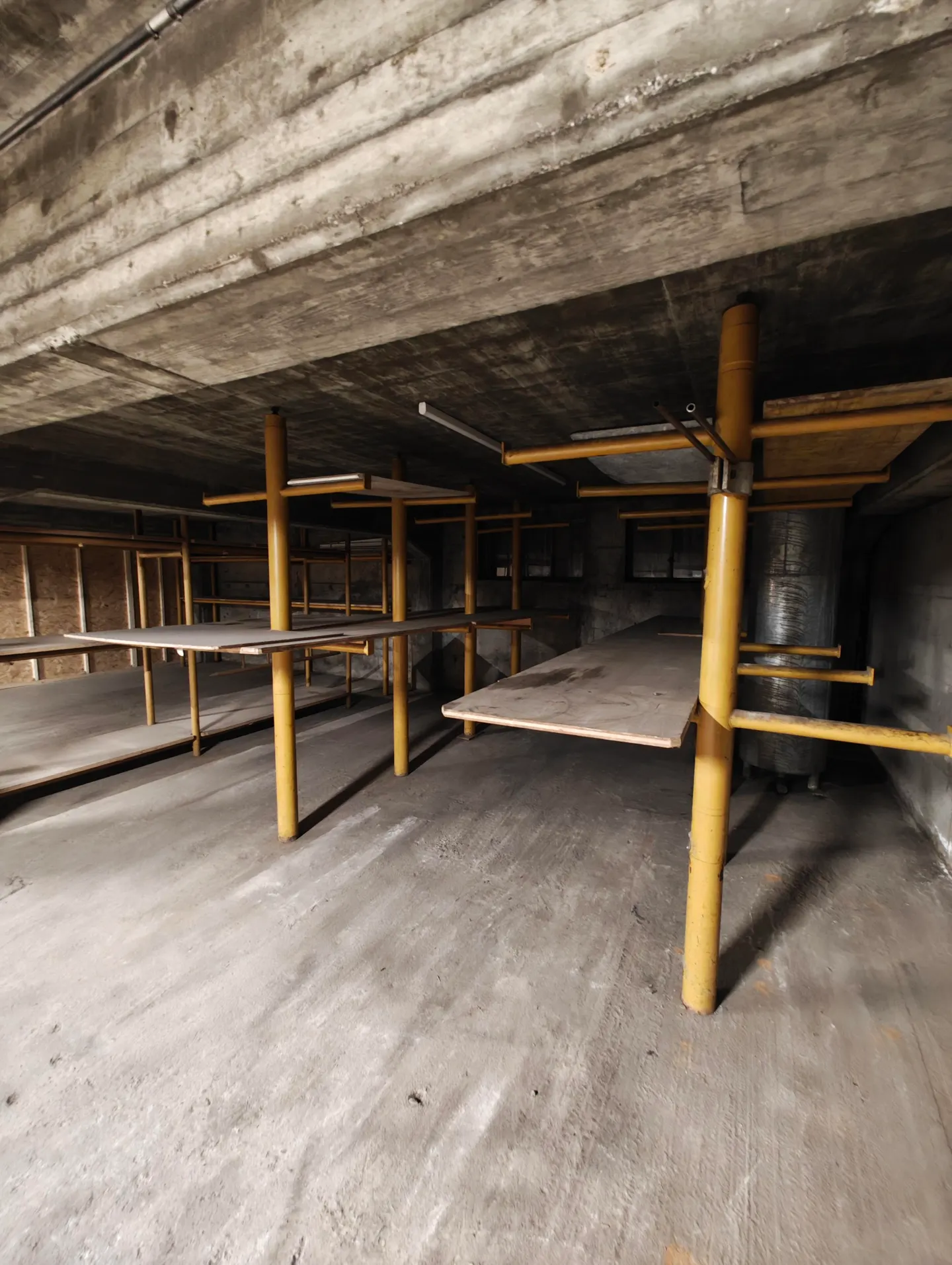 115.2m2 Storage Room Mellingen - Gheidstrasse 19 - Photo 2 of 13