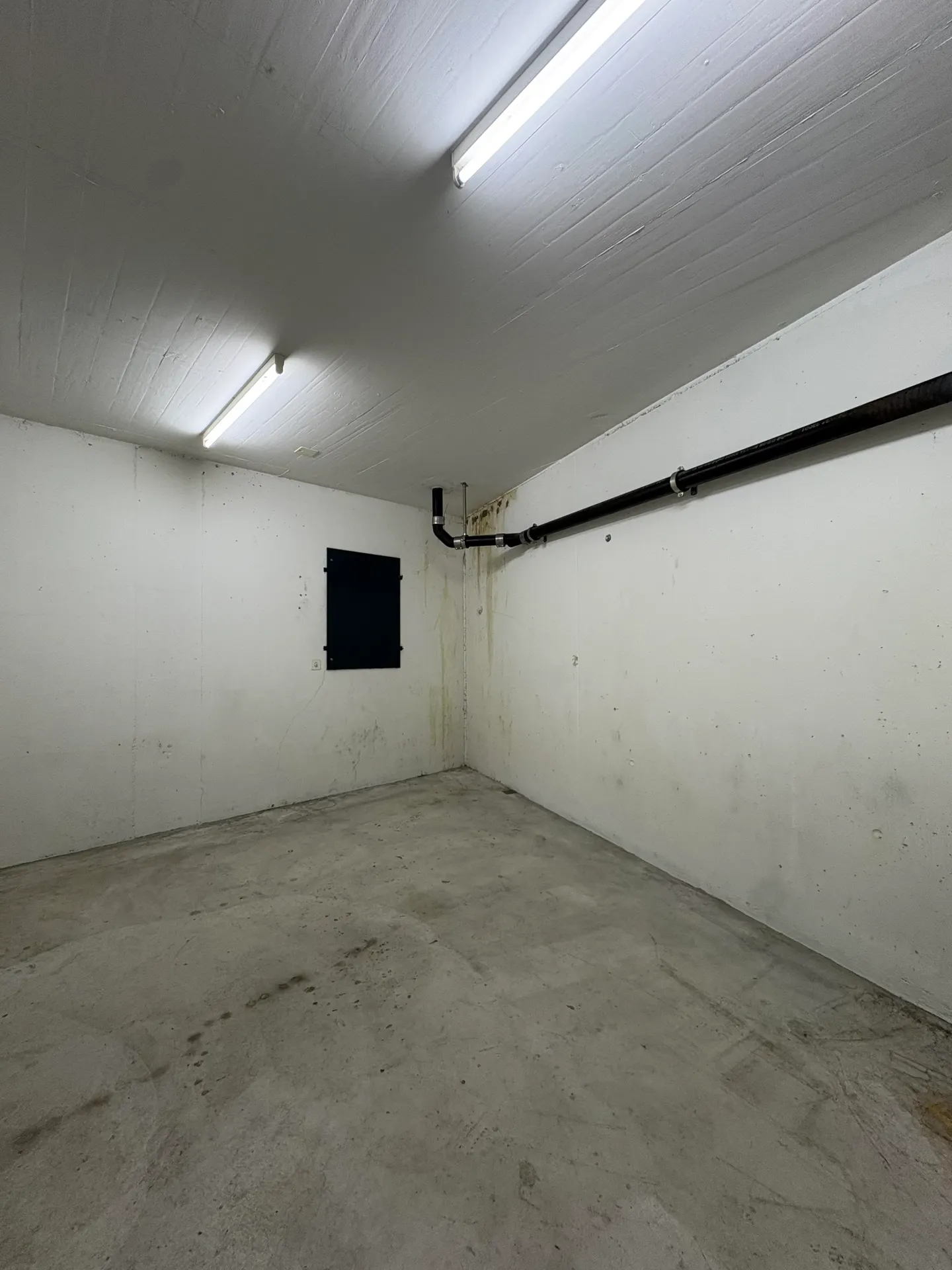15.9m2 Storage Room Wädenswil - Zugerstrasse 2 - Photo 4 of 10