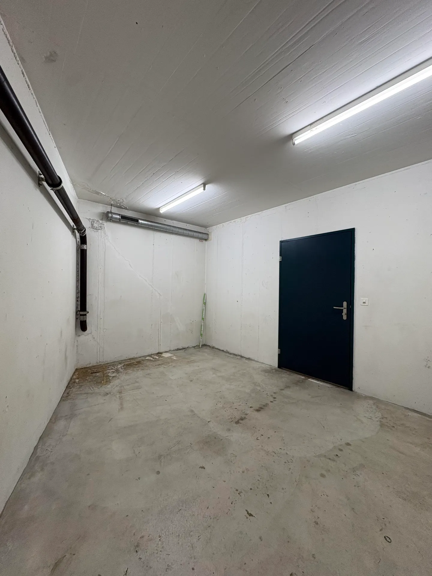 15.9m2 Storage Room Wädenswil - Zugerstrasse 2 - Photo 7 of 10