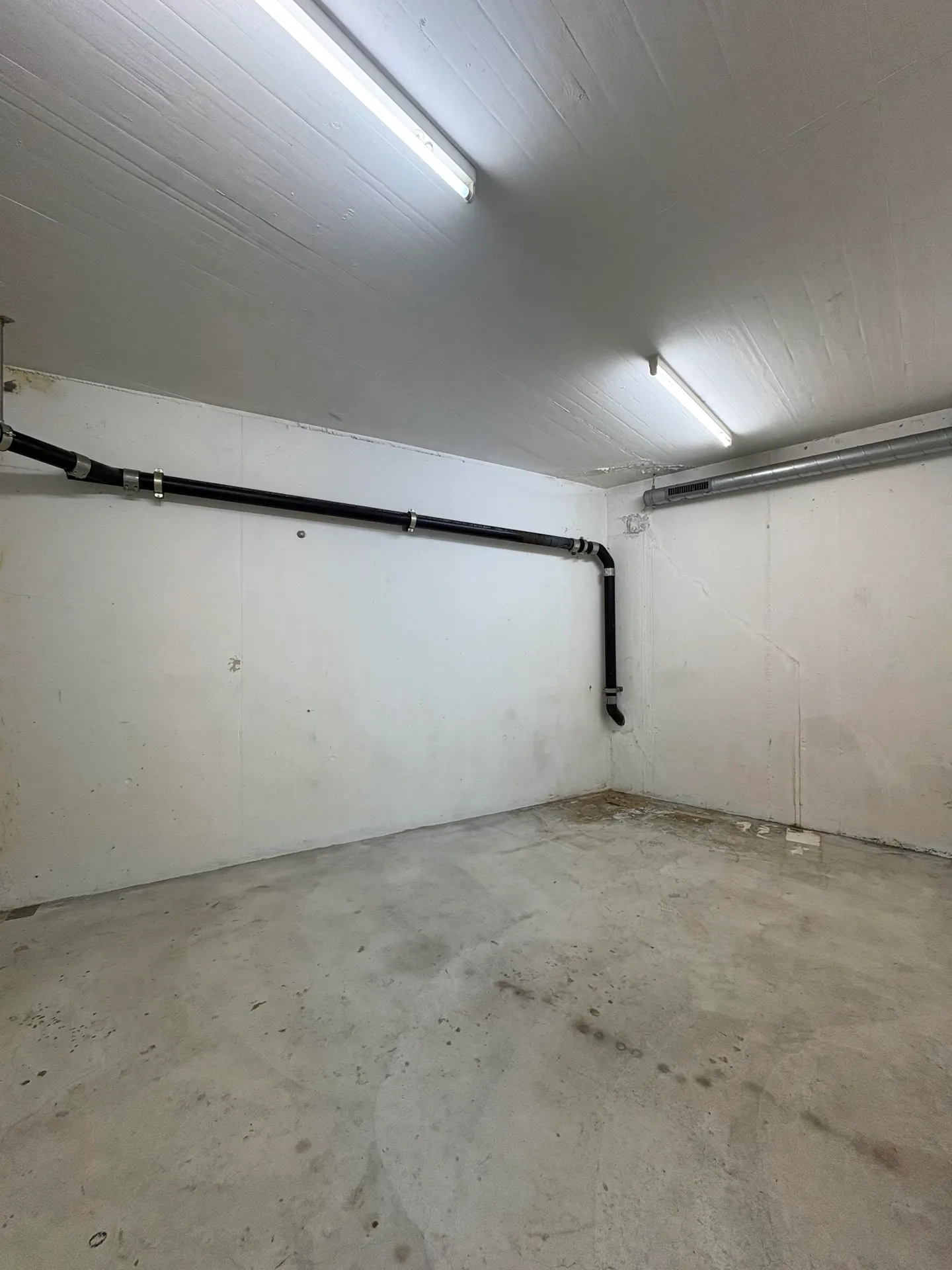 15.9m2 Storage Room Wädenswil - Zugerstrasse 2 - Photo 9 of 10
