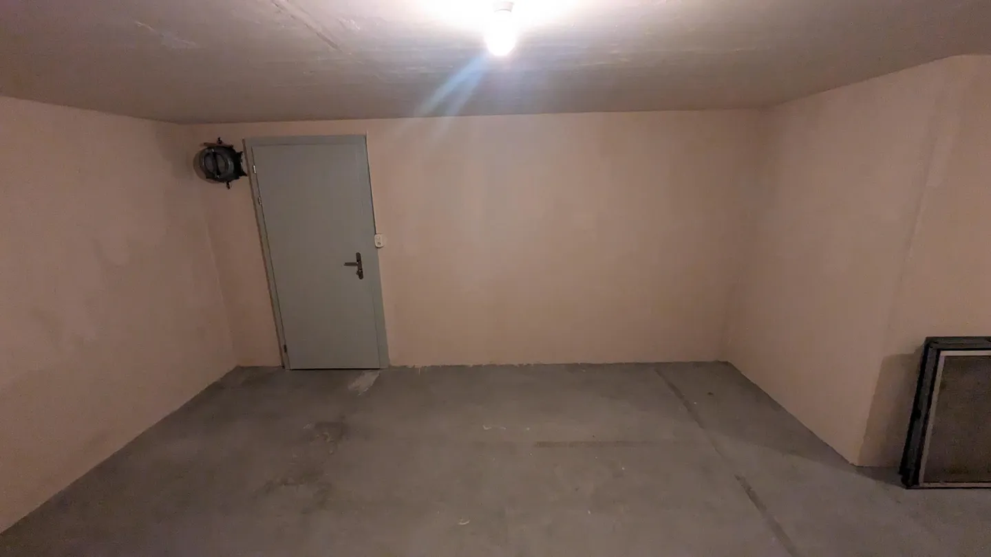 30m2 Magazzino Greifensee - Sandbüelstrasse 44 - Foto 2 di 13