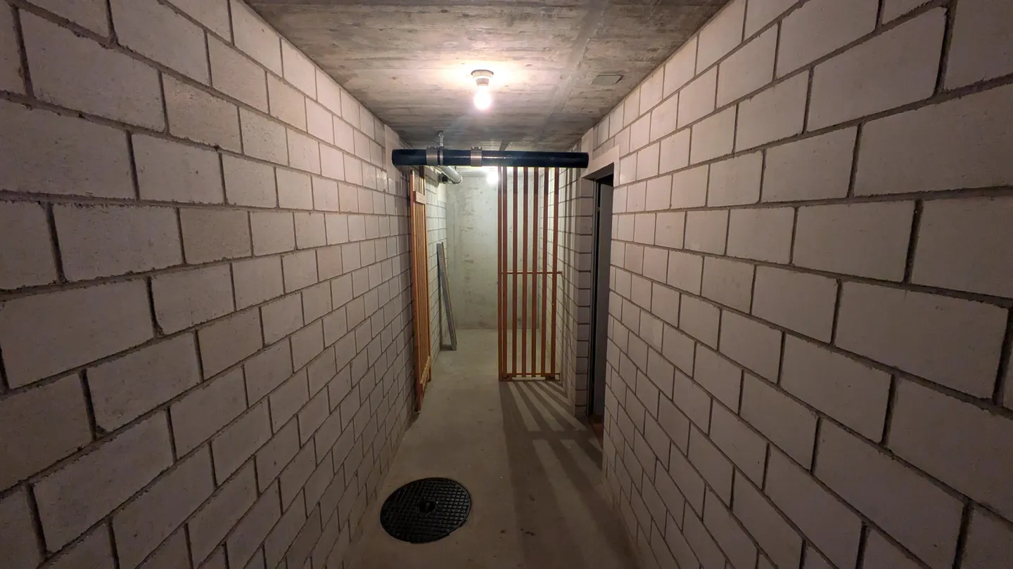 30m2 Magazzino Greifensee - Sandbüelstrasse 46 - Foto 3 di 13