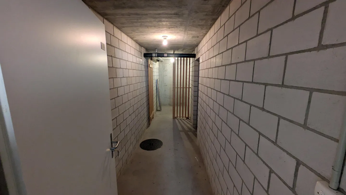 30m2 Magazzino Greifensee - Sandbüelstrasse 46 - Foto 2 di 13