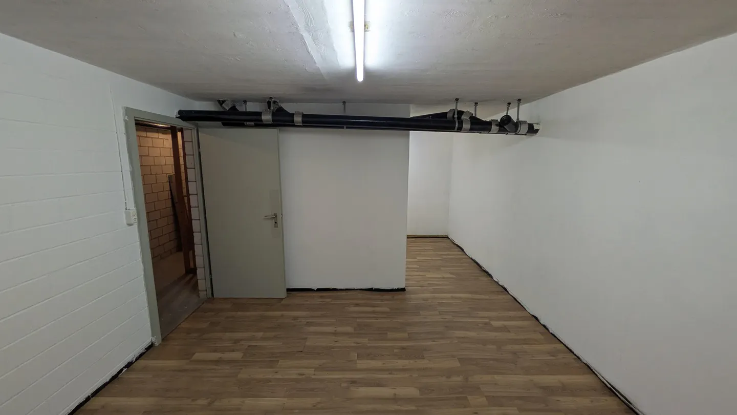 30m2 Magazzino Greifensee - Sandbüelstrasse 46 - Foto 8 di 13