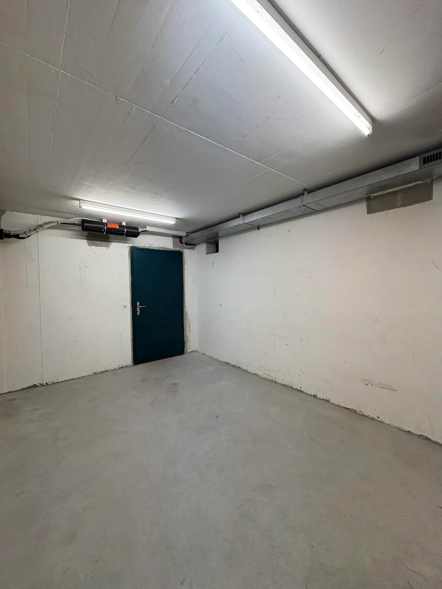 15.5m2 Storage Room Wädenswil - Zugerstrasse 2 - Photo 1 of 10