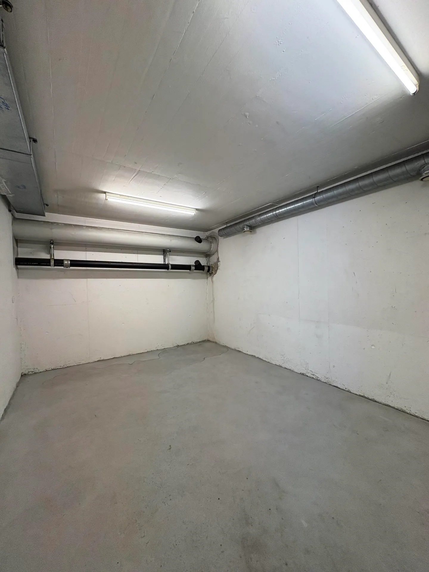 15.5m2 Storage Room Wädenswil - Zugerstrasse 2 - Photo 7 of 10