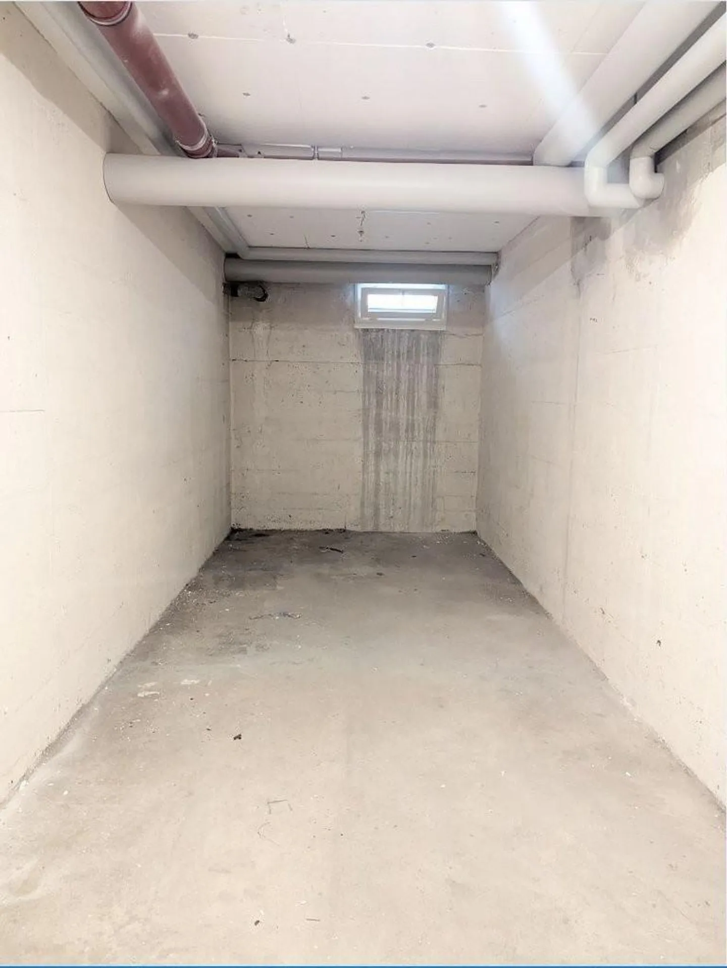18m2 storage space for rent in Grand-Lancy - Photo 2 of 2