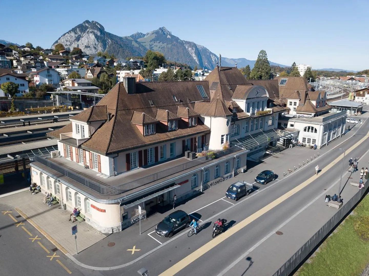 Salle de stockage directement à la gare de Spiez - Photo 1 sur 3