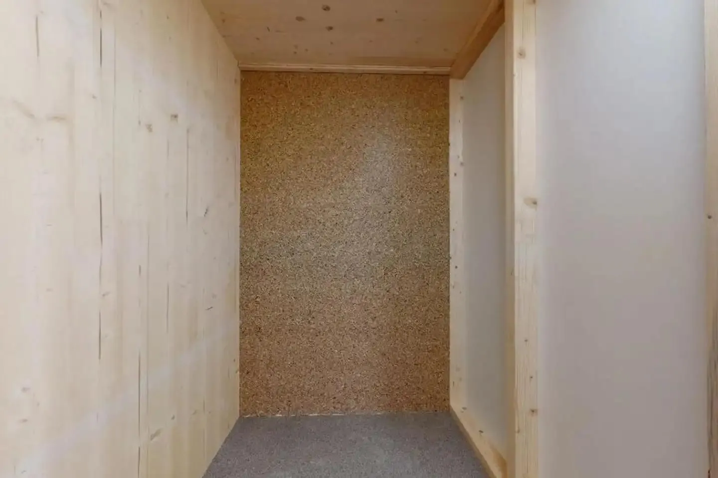 Espaces de stockage, bureaux, ateliers et loisirs à Spreitenbach - Photo 5 sur 7