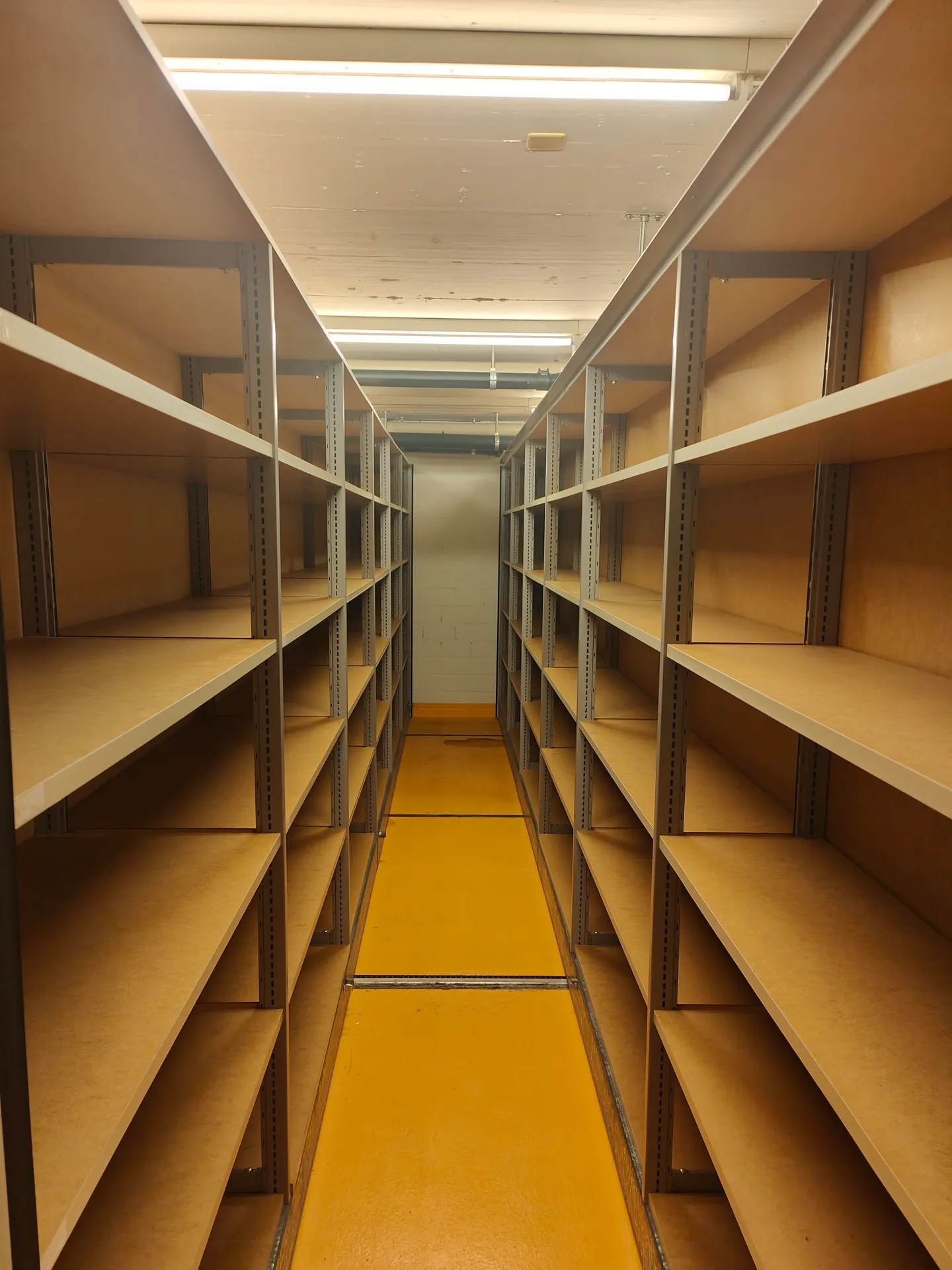 107m2 Archive (Storage Room) Schaffhausen - Stauffacherstrasse 36 - Photo 5 of 5