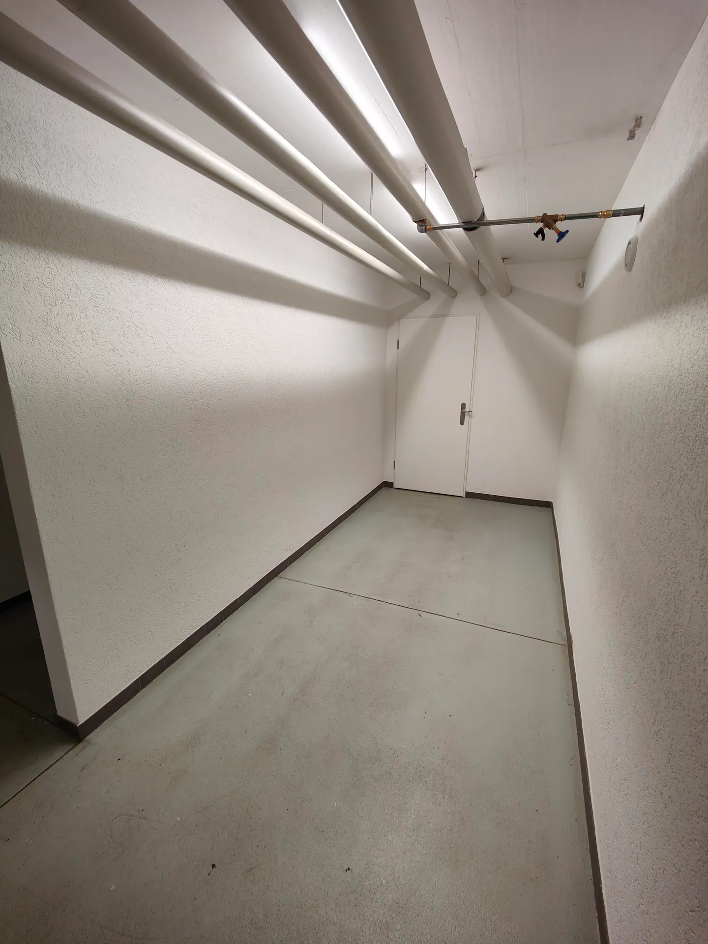 41m2 Storage Room Inner Margarethenstrasse Near Basel SBB - Photo 4 of 10