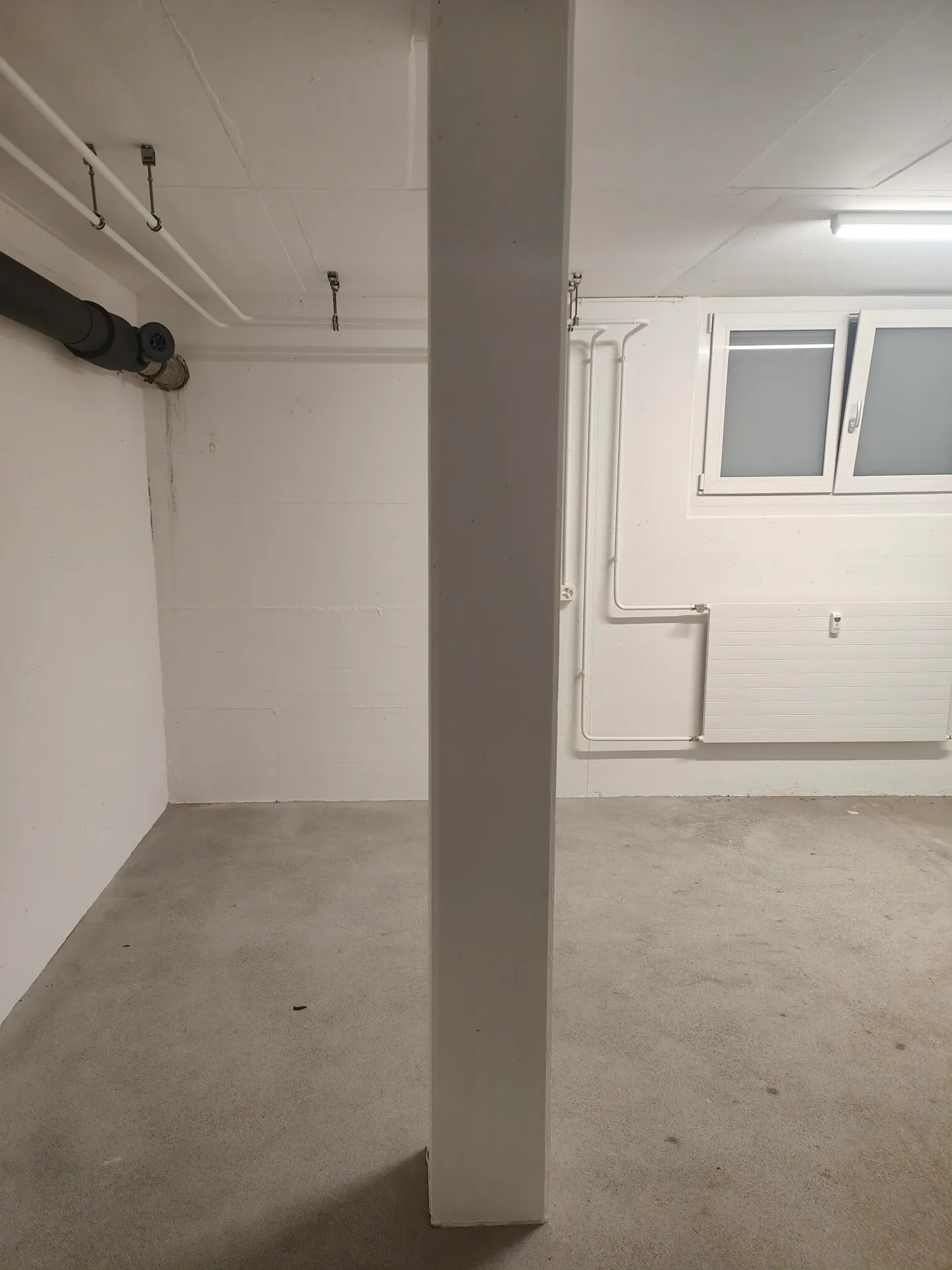 23.7m2 Salle de stockage Suhr - Gönhardweg 11A (DISPONIBLE À PARTIR DE MI-SEPTEMBRE) - Photo 10 sur 13