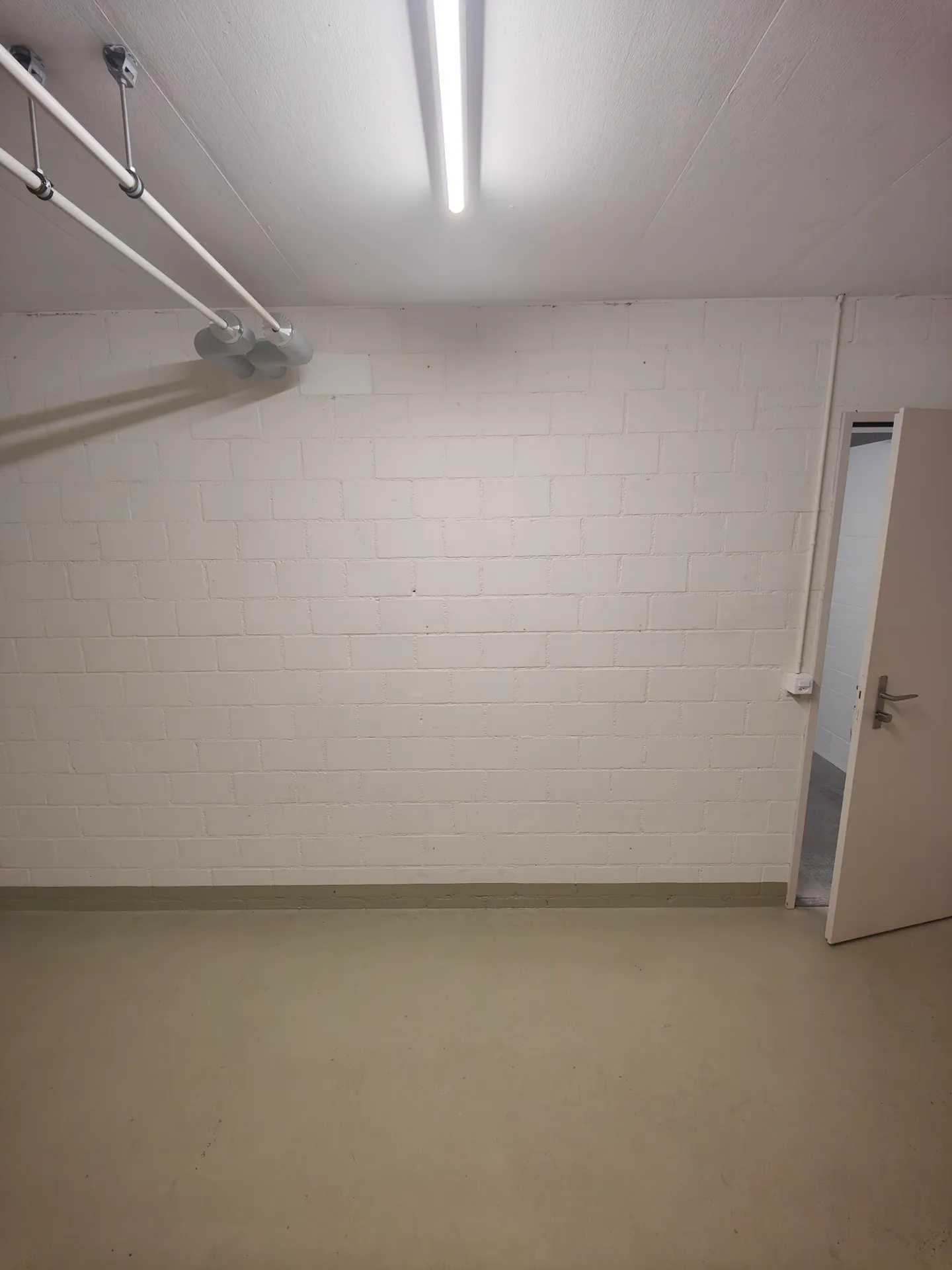 13.2m2 Storage Room Suhr - Gönhardweg 13B (AVAILABLE FROM EARLY OCTOBER) - Photo 8 of 8