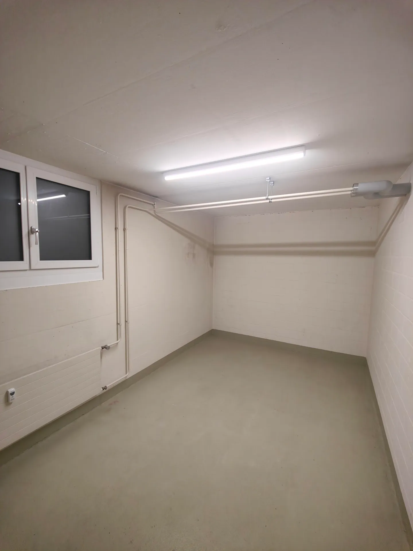 13.2m2 Storage Room Suhr - Gönhardweg 13B (AVAILABLE FROM EARLY OCTOBER) - Photo 2 of 8