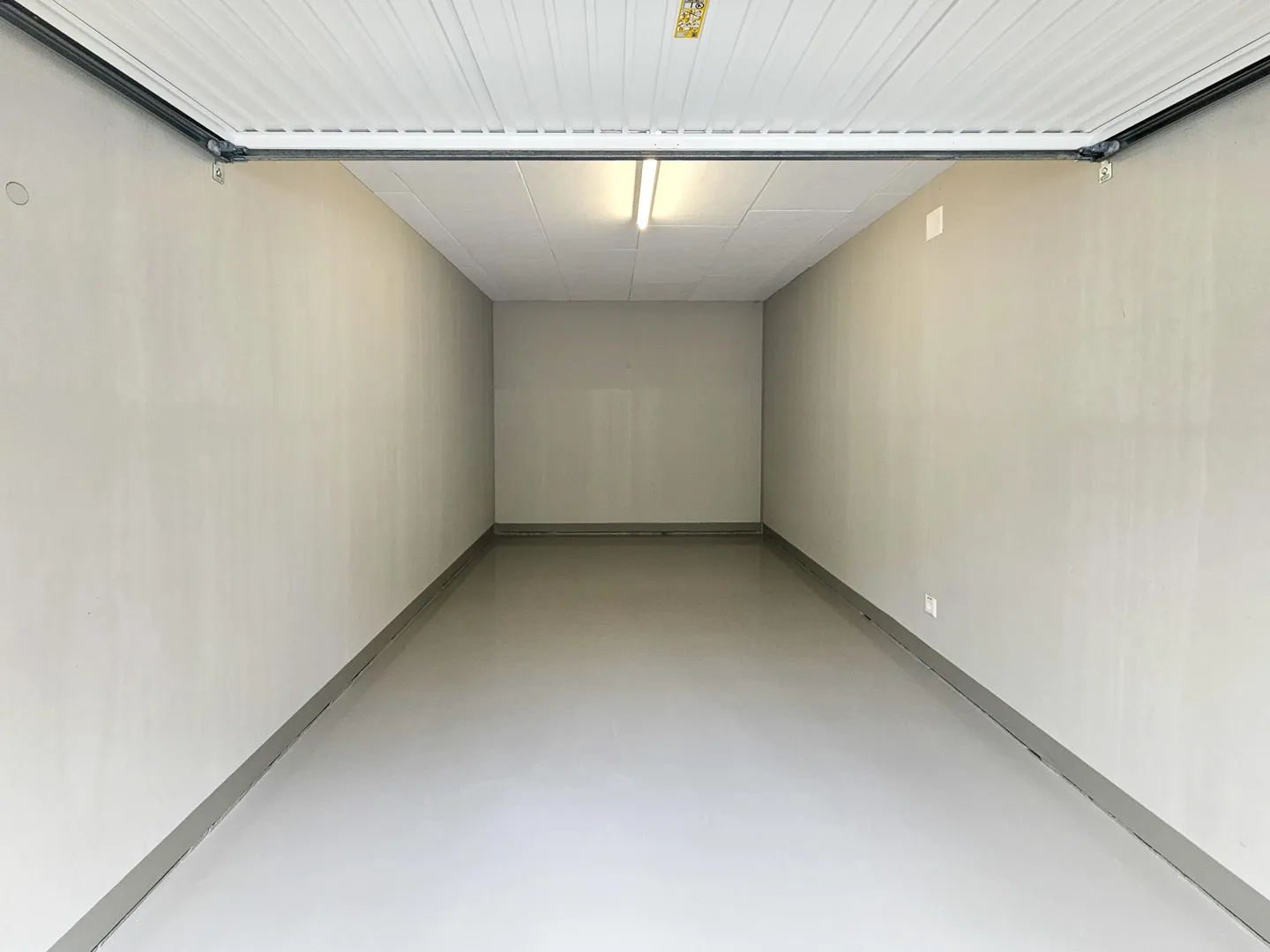 Flexible Lager- und Büroräume - Foto 3 von 9