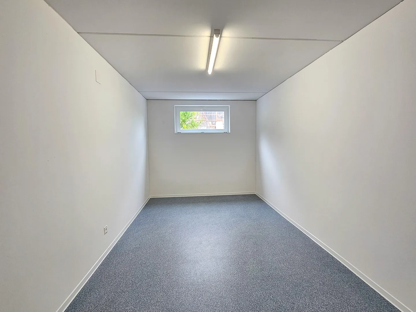 Flexible Lager- und Büroräume - Foto 4 von 9