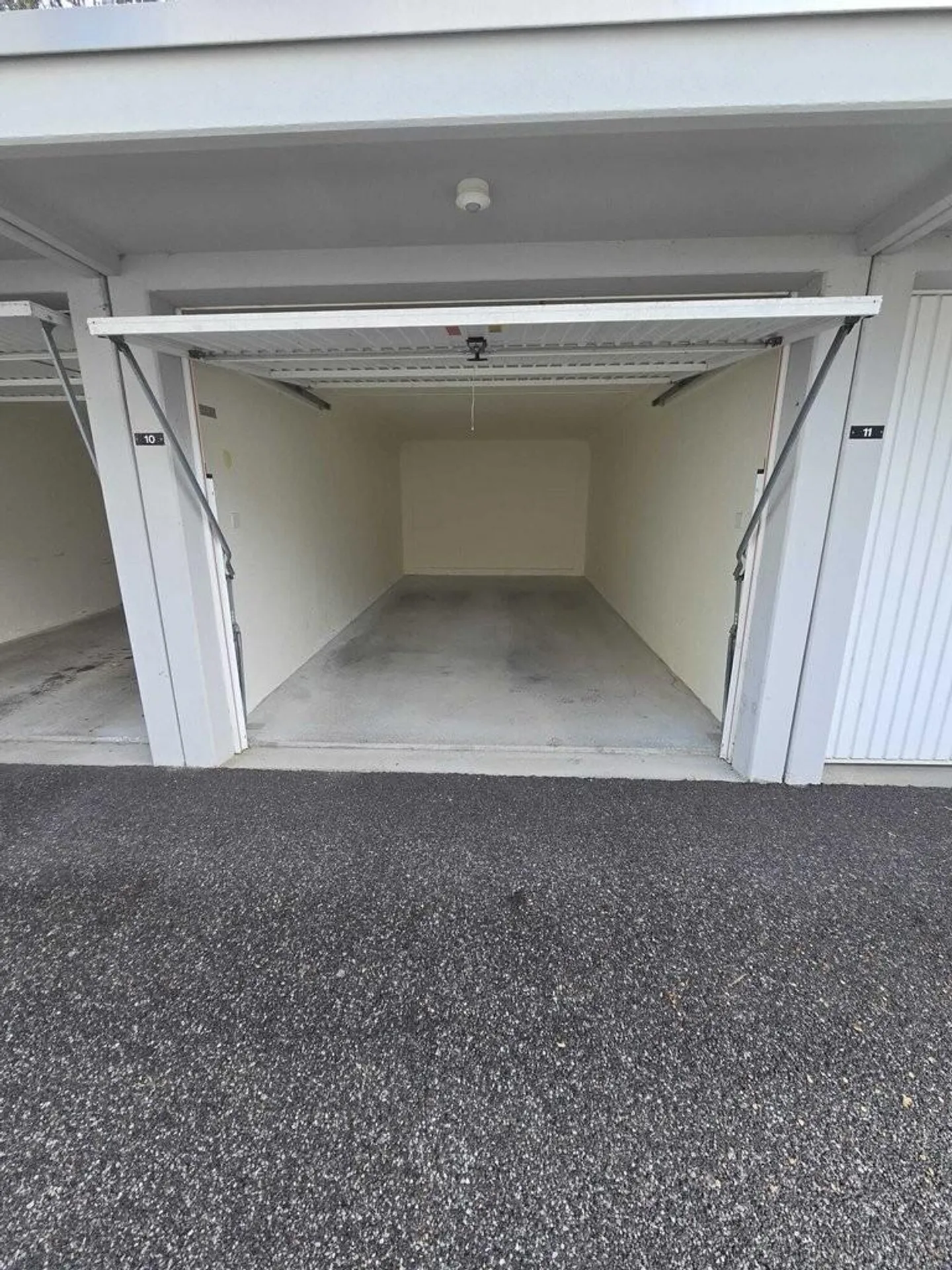 Garage box for rent in Tafers! - Photo 2 of 2