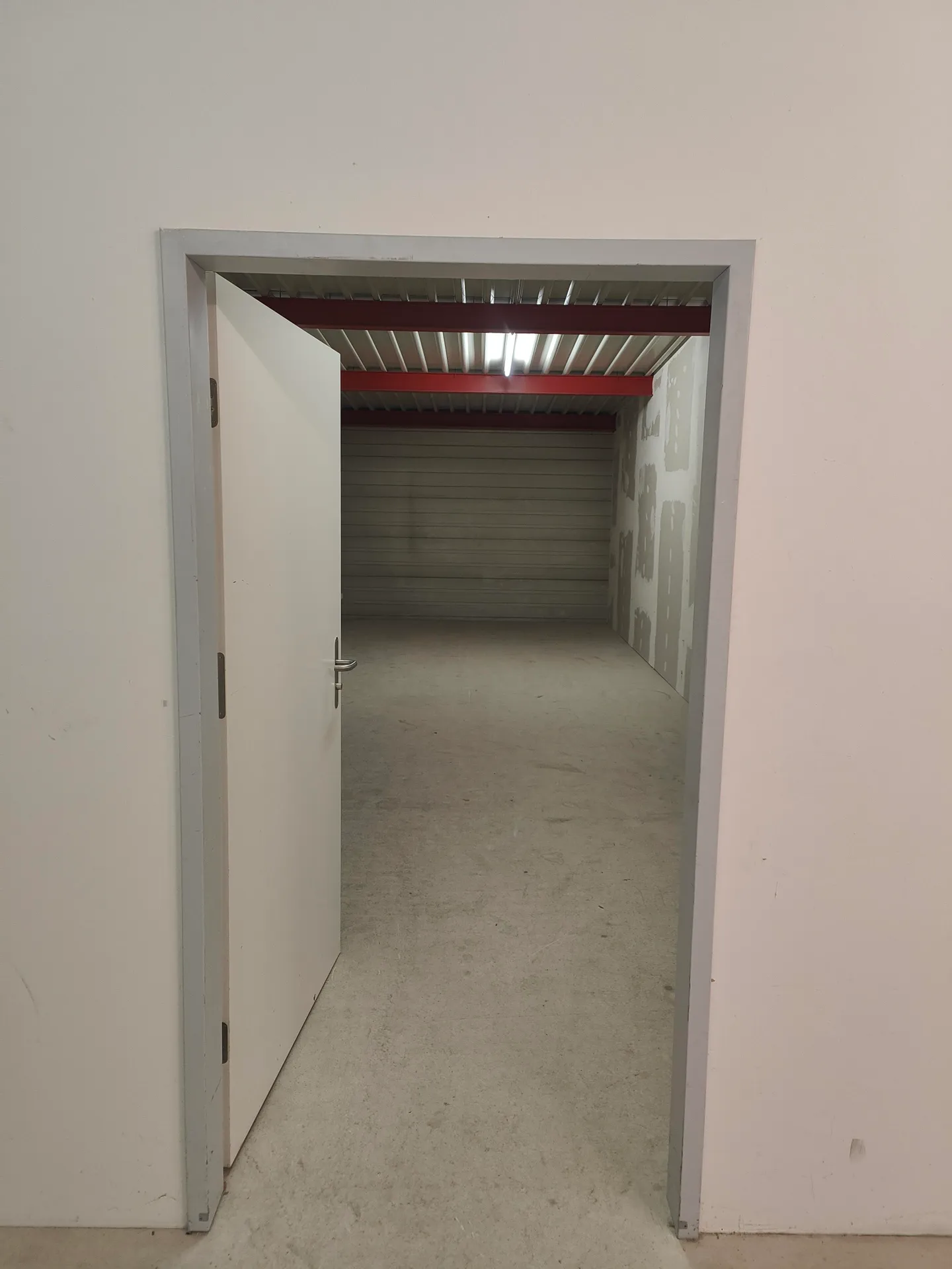 33m2 Storage Room Gretzenbach - Im Grund 9/11 (AVAILABLE FOR SEPTEMBER) - Photo 11 of 12