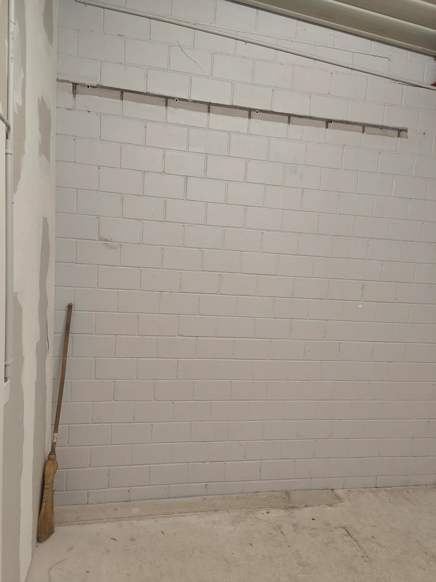 33m2 Storage Room Gretzenbach - Im Grund 9/11 (AVAILABLE FOR SEPTEMBER) - Photo 6 of 12