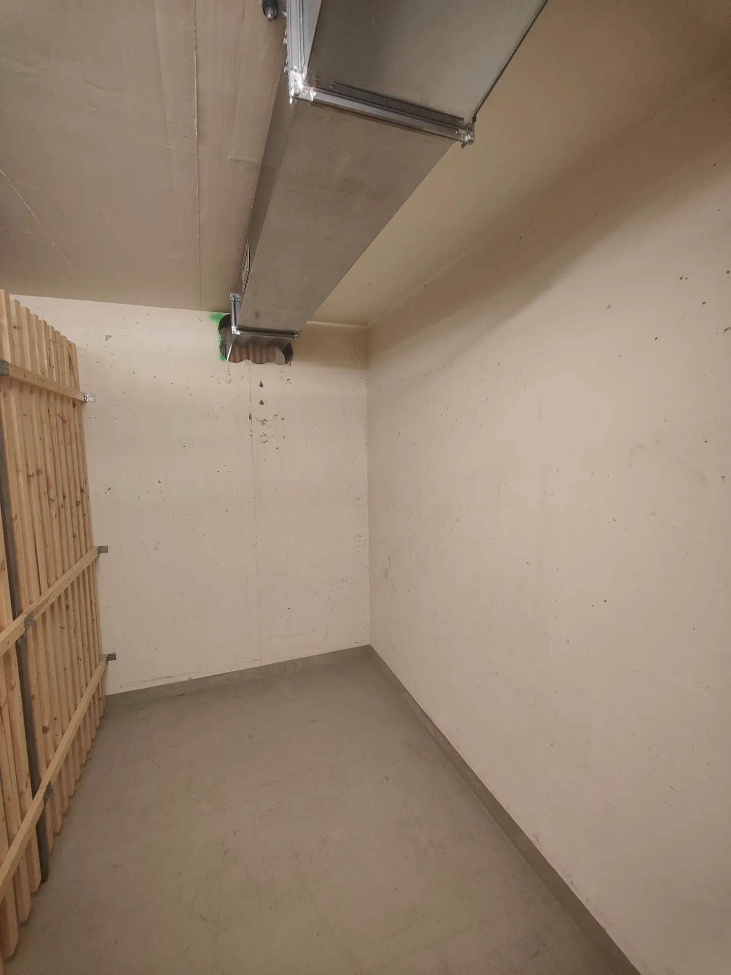 5.4m2 Storage Room Basel - Hochstrasse 16 - Photo 6 of 12