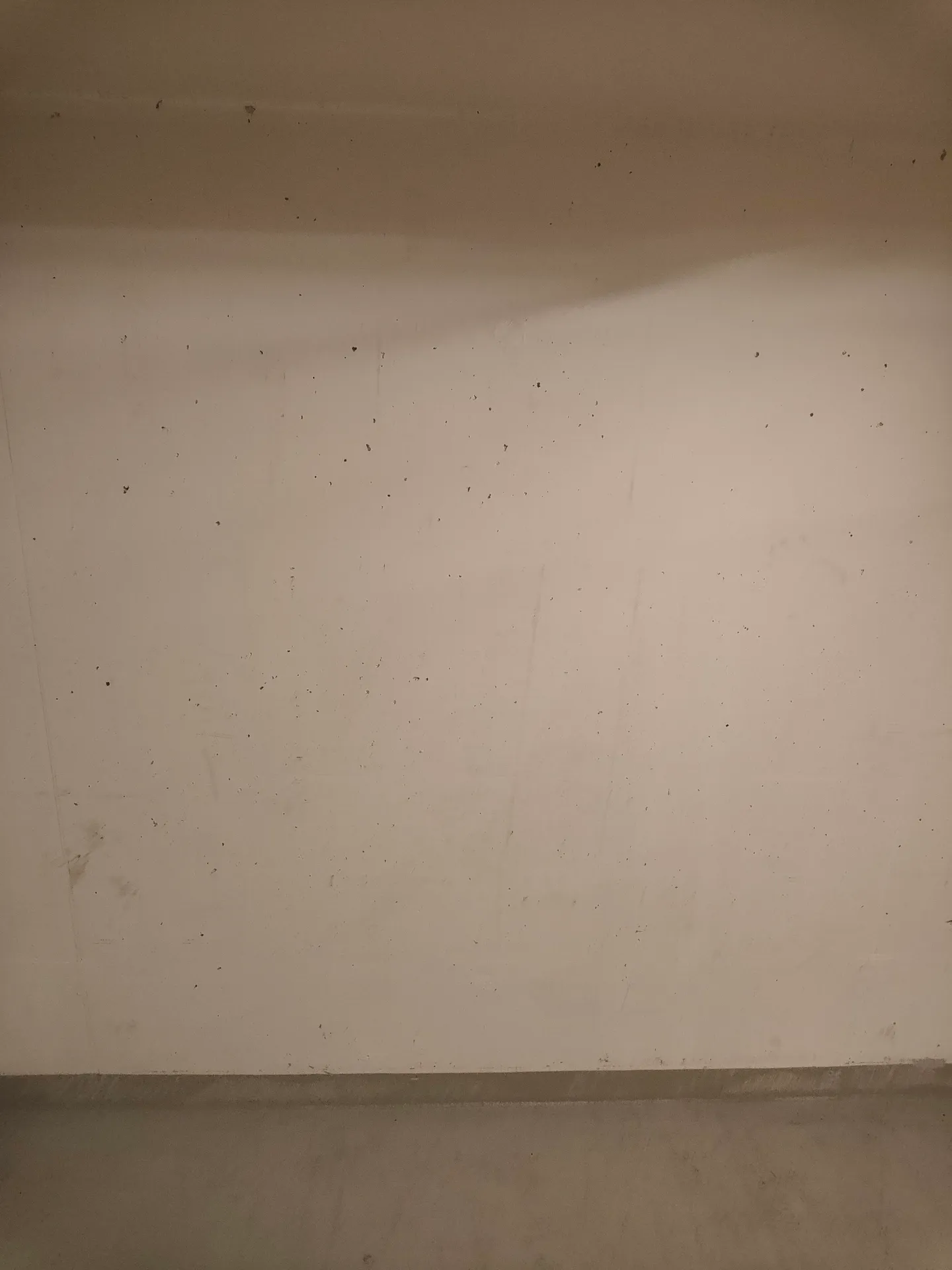 5.4m2 Storage Room Basel - Hochstrasse 16 - Photo 5 of 12
