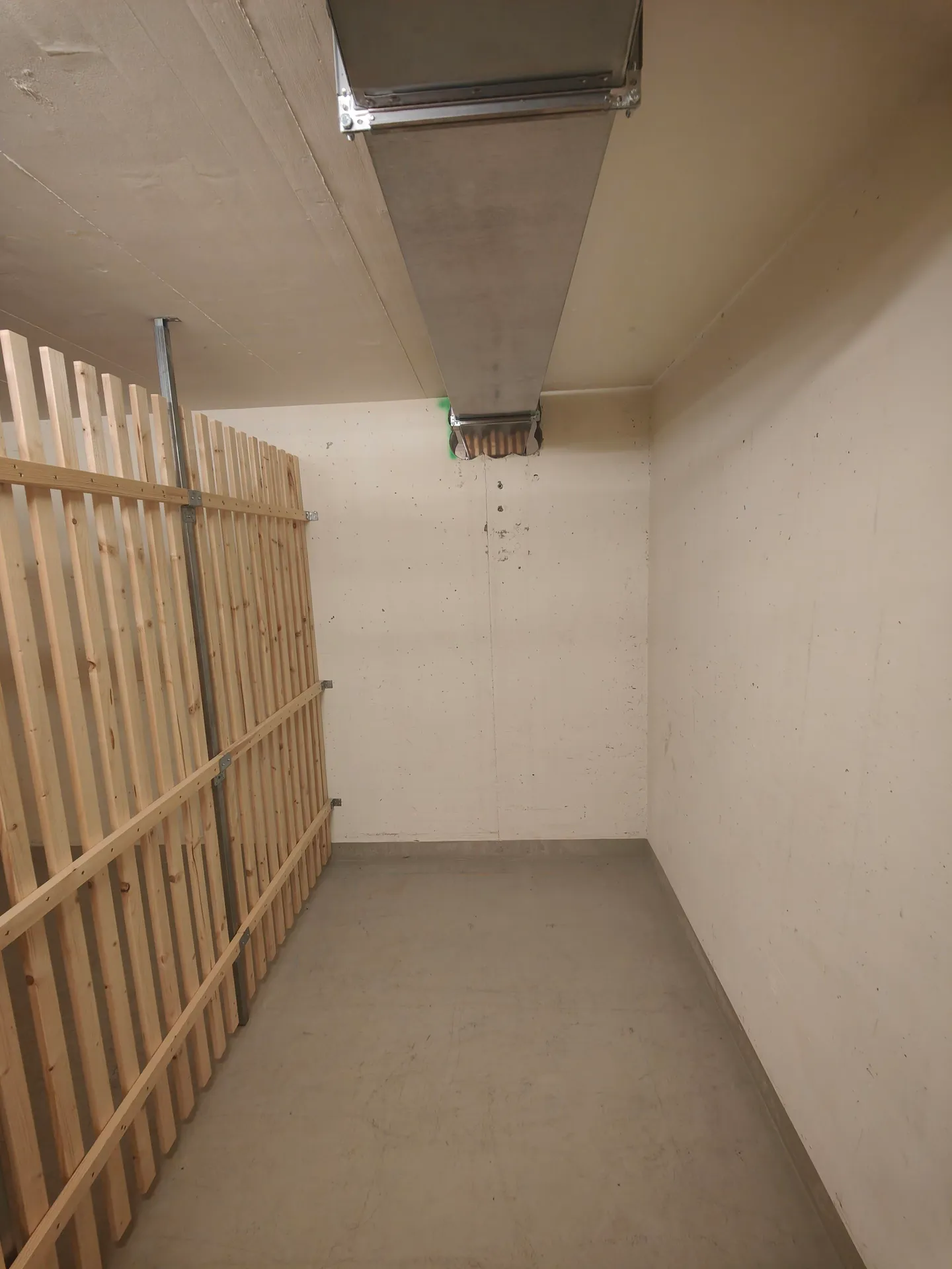 5.4m2 Storage Room Basel - Hochstrasse 16 - Photo 9 of 12