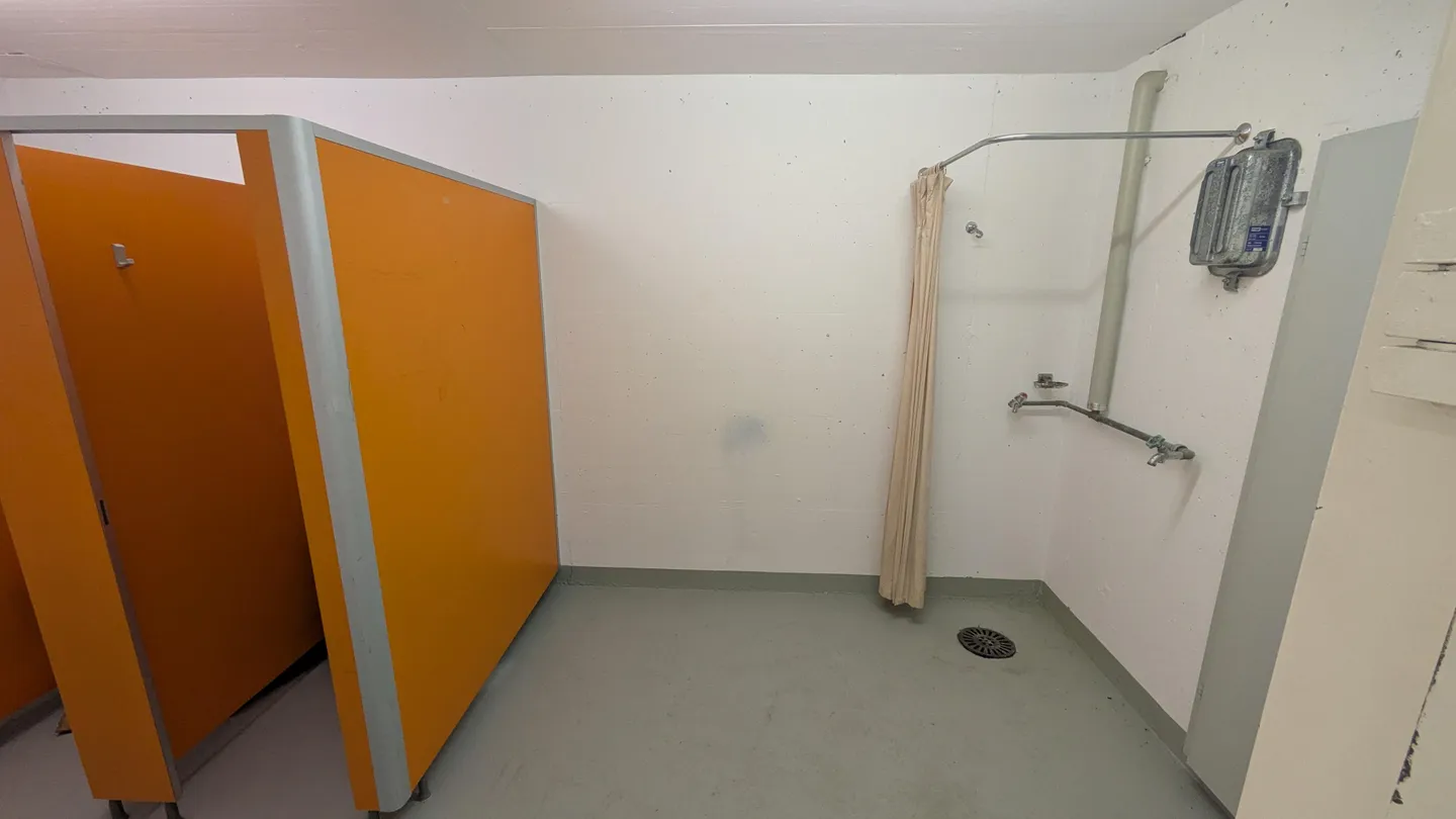 115.0m2 Magazzino Zurigo - Hohlstrasse 552-556 - Foto 5 di 13