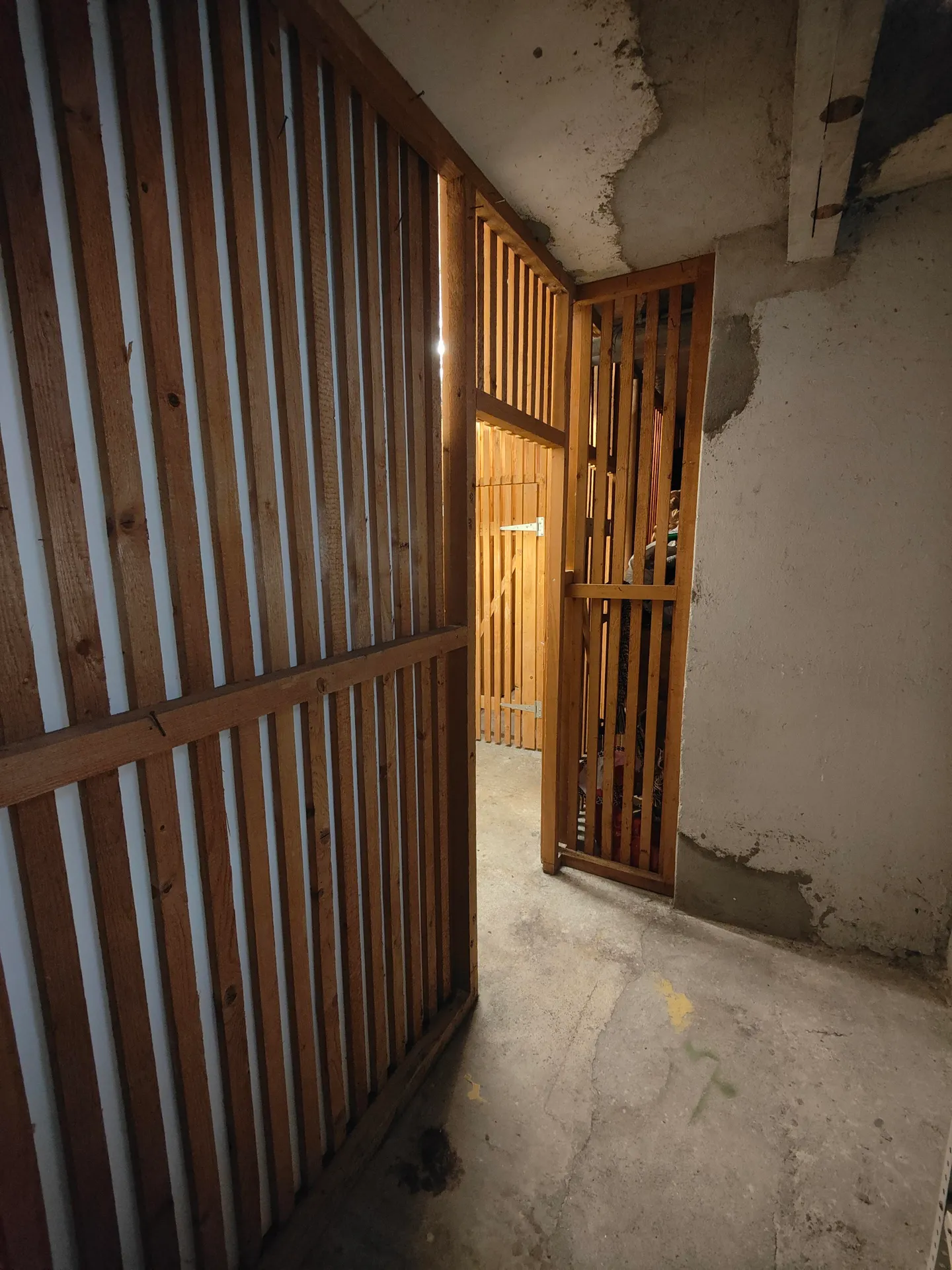 4.82m2 Storage Room Zurich - Badenerstrasse 356 - Photo 6 of 10
