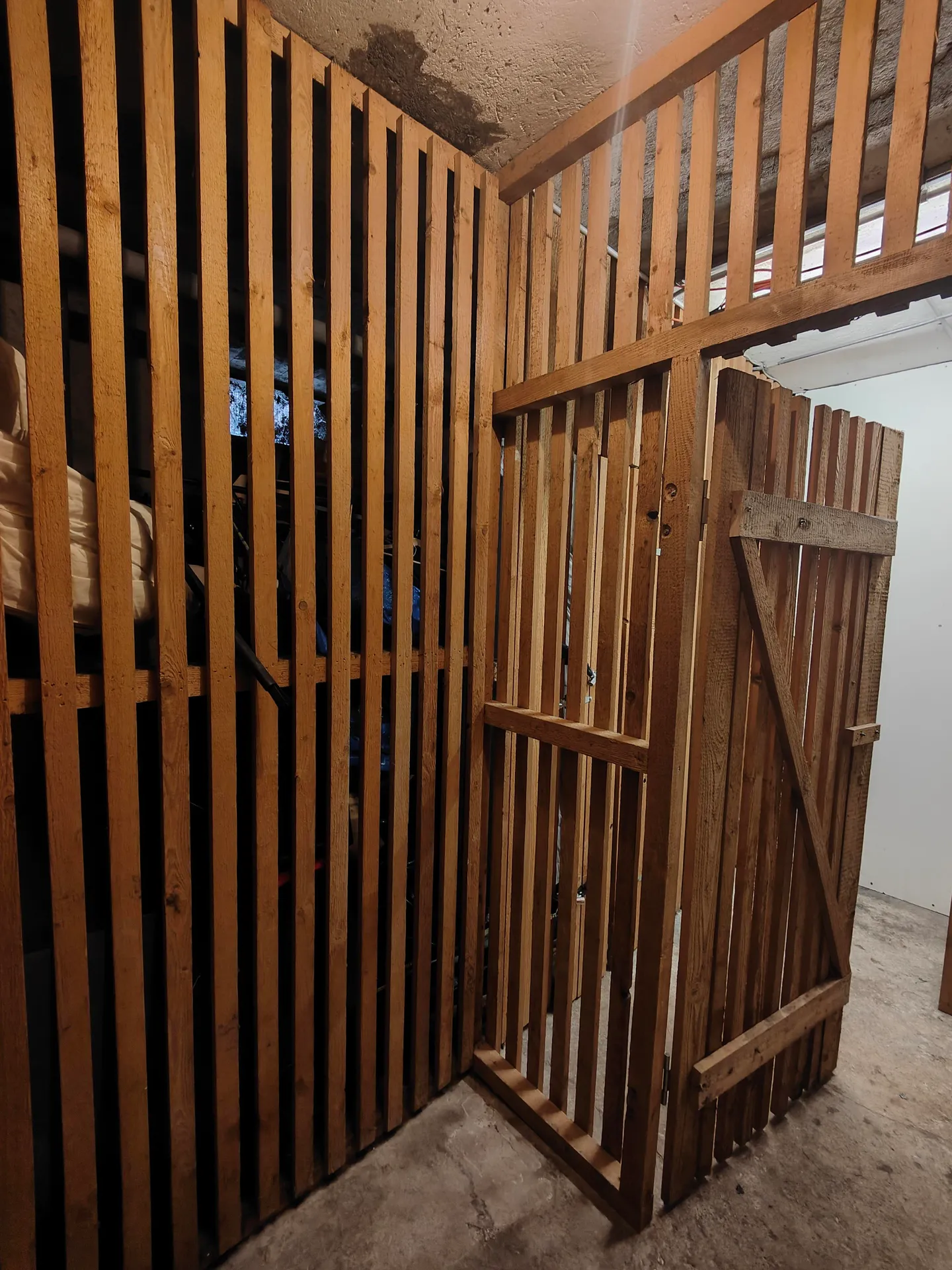 2.6m2 Storage Room Zurich - Badenerstrasse 356 - Photo 9 of 9