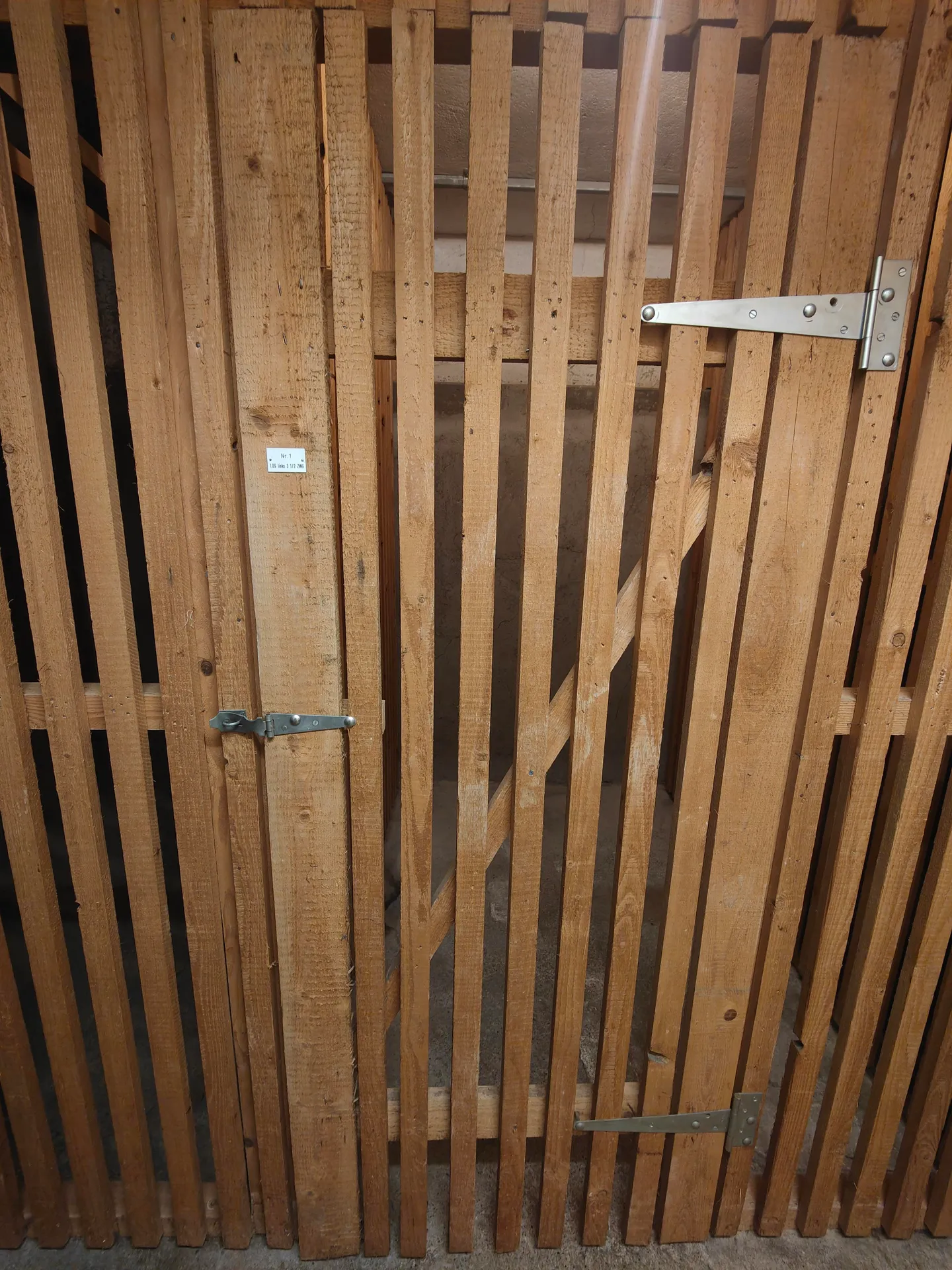 2.6m2 Storage Room Zurich - Badenerstrasse 356 - Photo 6 of 9