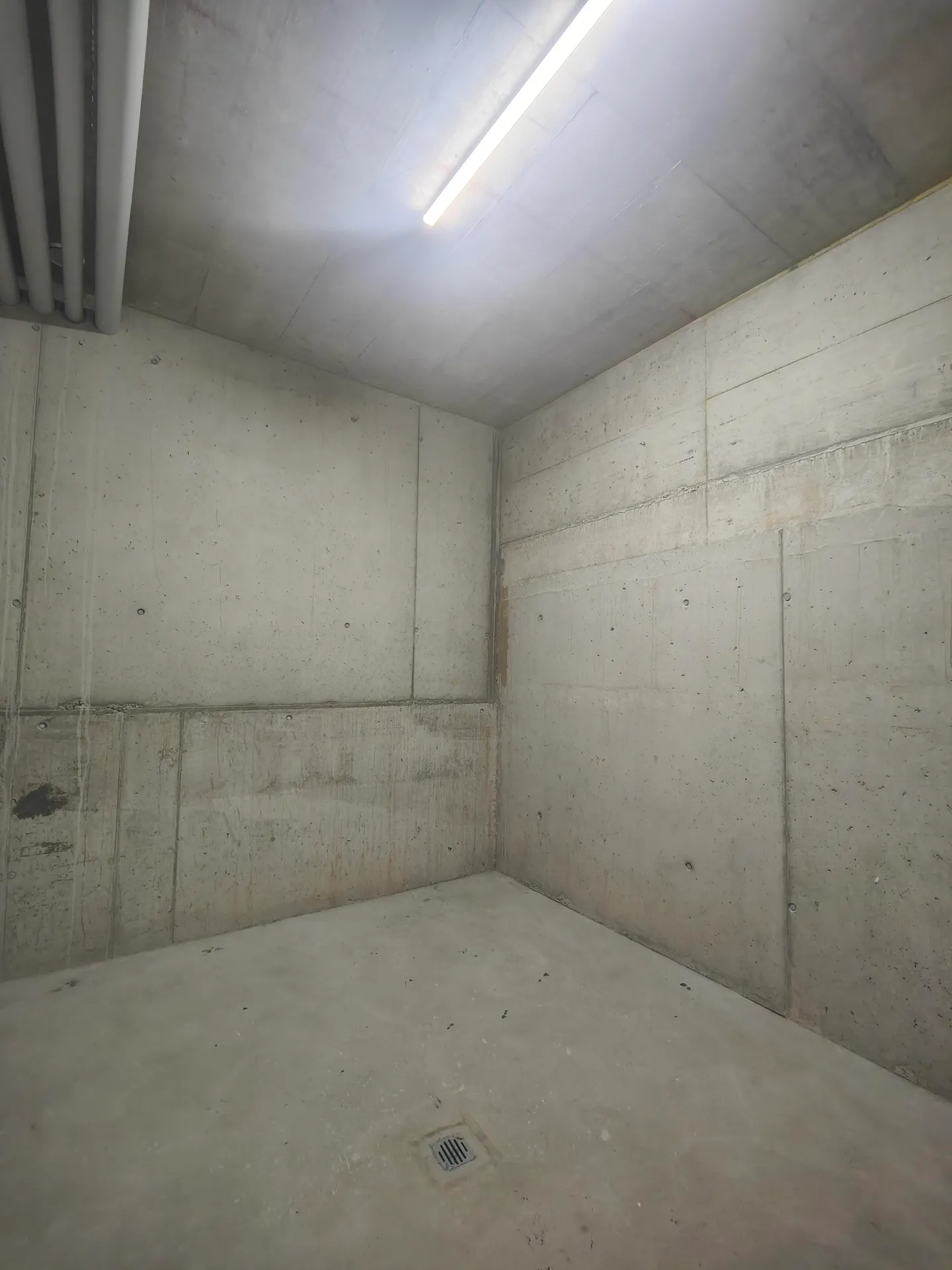 15.9m2 Magazzino Full-Reuenthal - Talgasse 631 - Foto 7 di 10