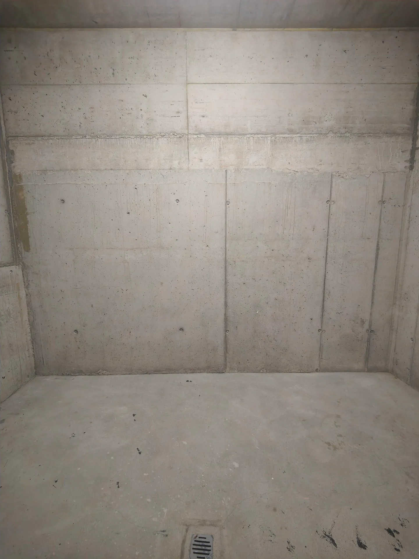 15.9m2 Magazzino Full-Reuenthal - Talgasse 631 - Foto 2 di 10