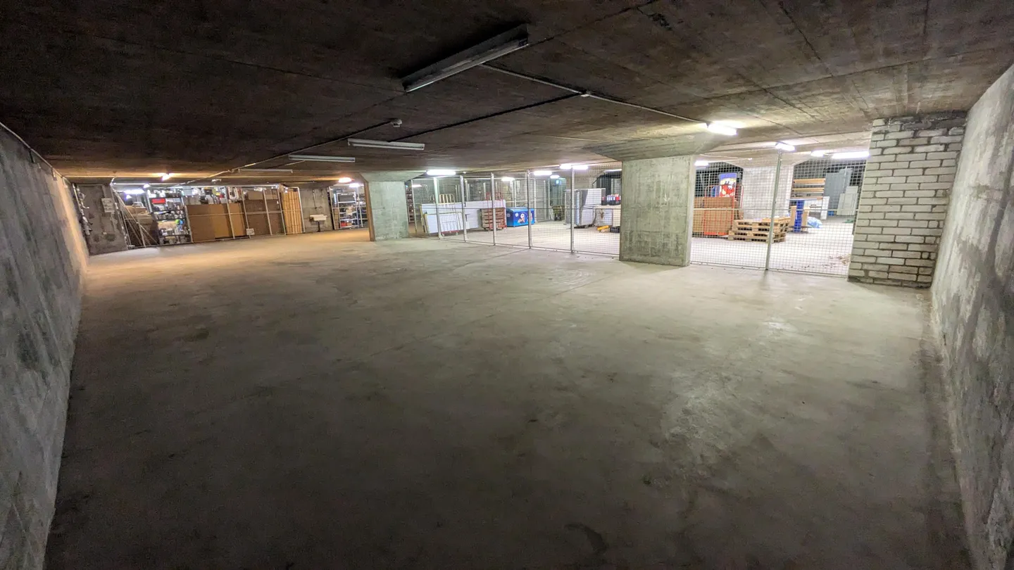 262.0m2 Storage Space Birsfelden - Rheinfelderstrasse 19 - Photo 4 of 13