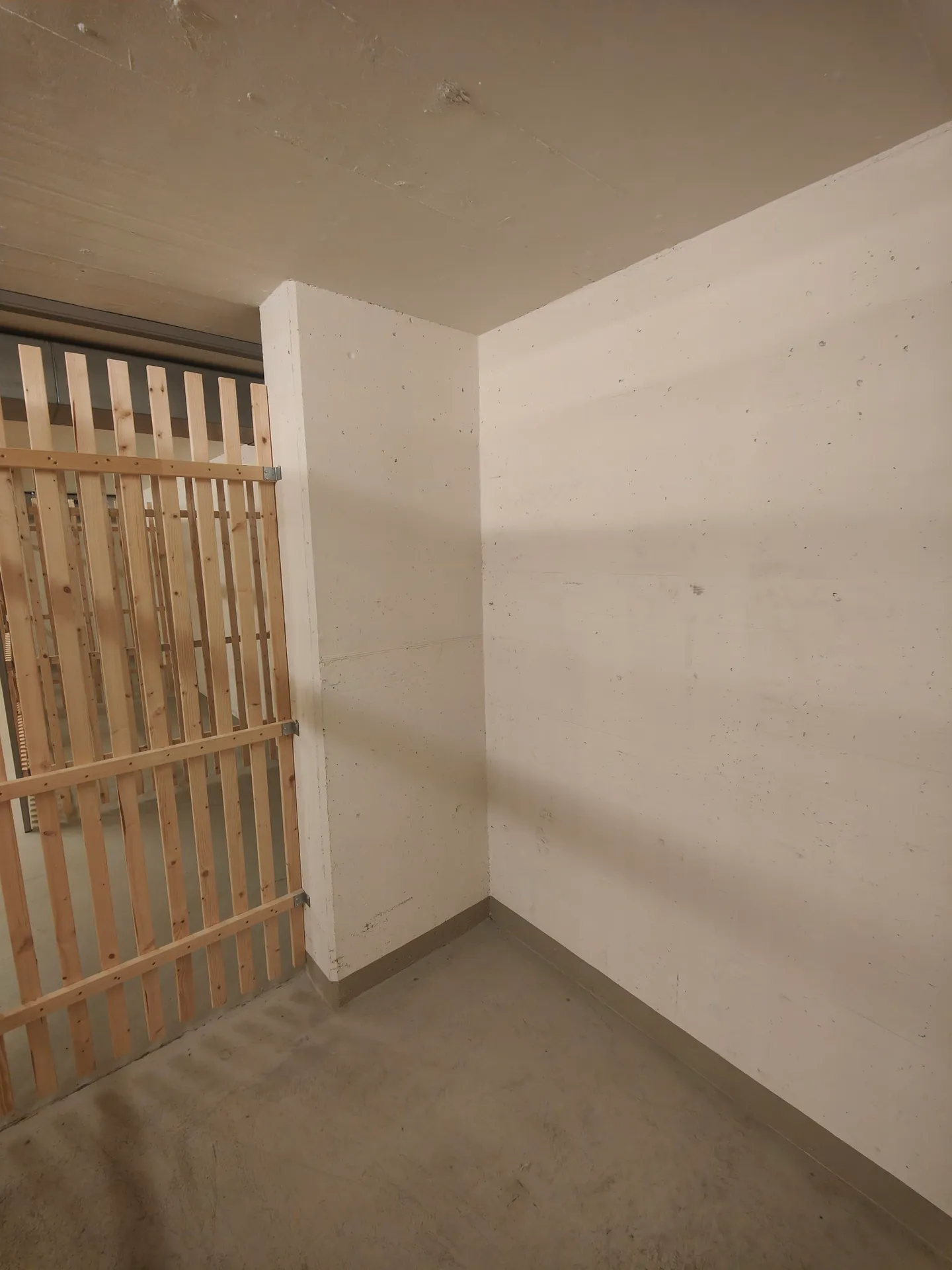 3.56m2 Storage Room Basel - Hochstrasse 16 - Photo 5 of 12