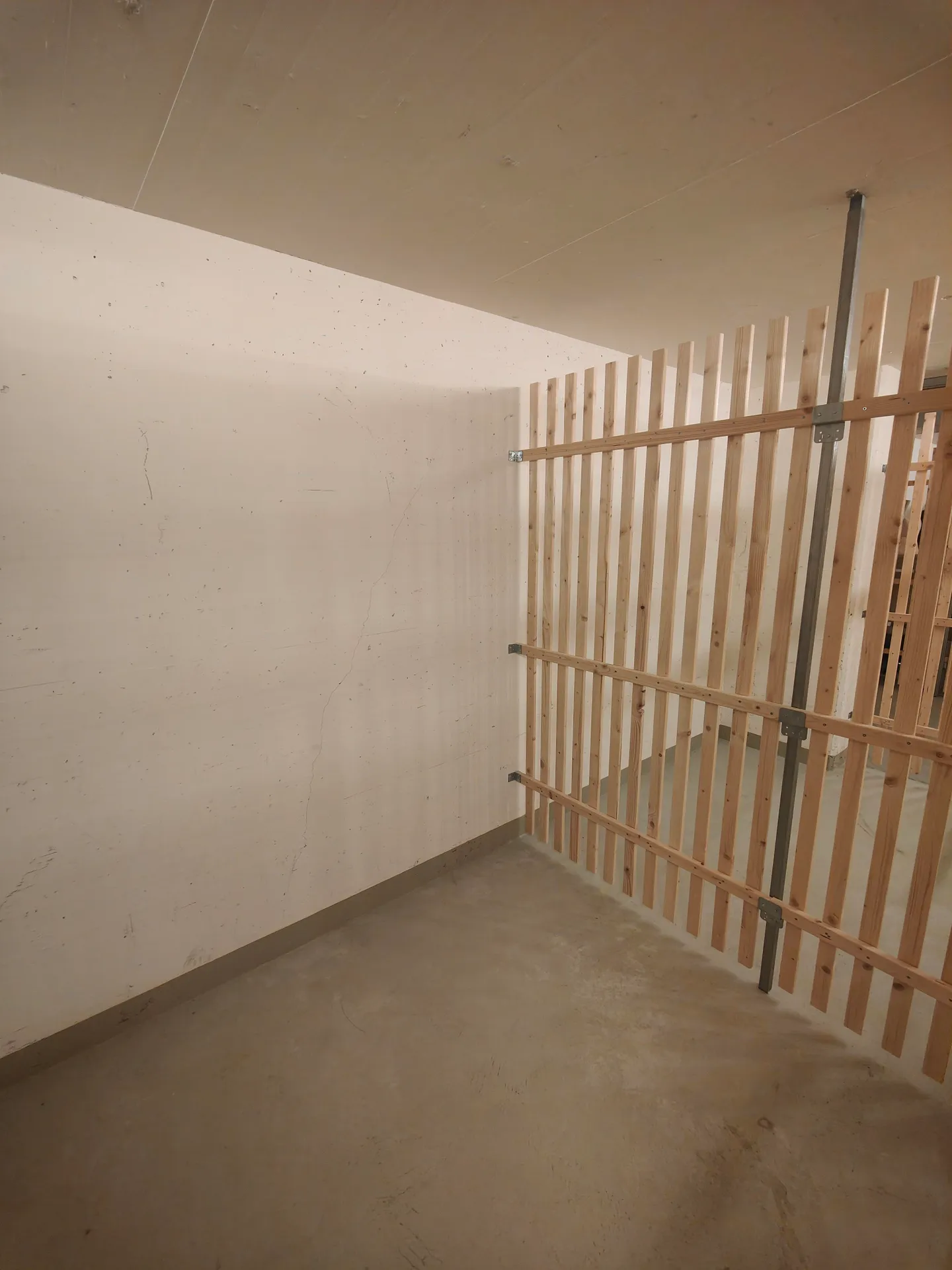 4.12m2 Storage Room Basel - Hochstrasse 16 - Photo 1 of 11