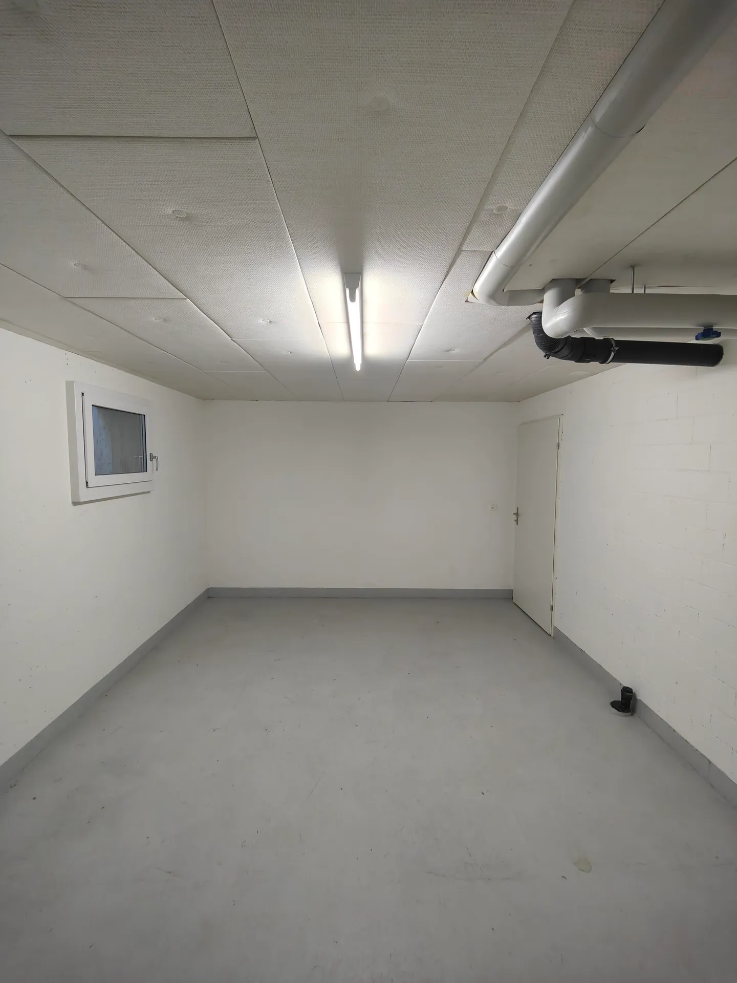 21m2 Storage Room Bülach - Im Rietpark 17 - Photo 5 of 10