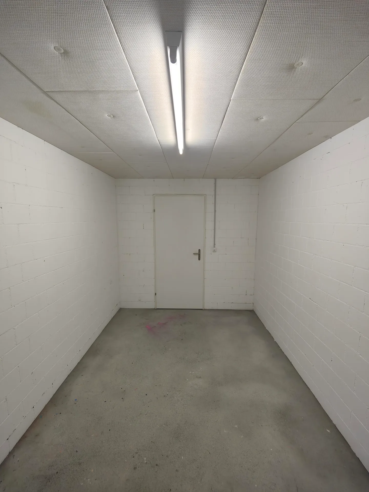 11.92m2 Storage Room Bülach - Im Rietpark 13 - Photo 1 of 8