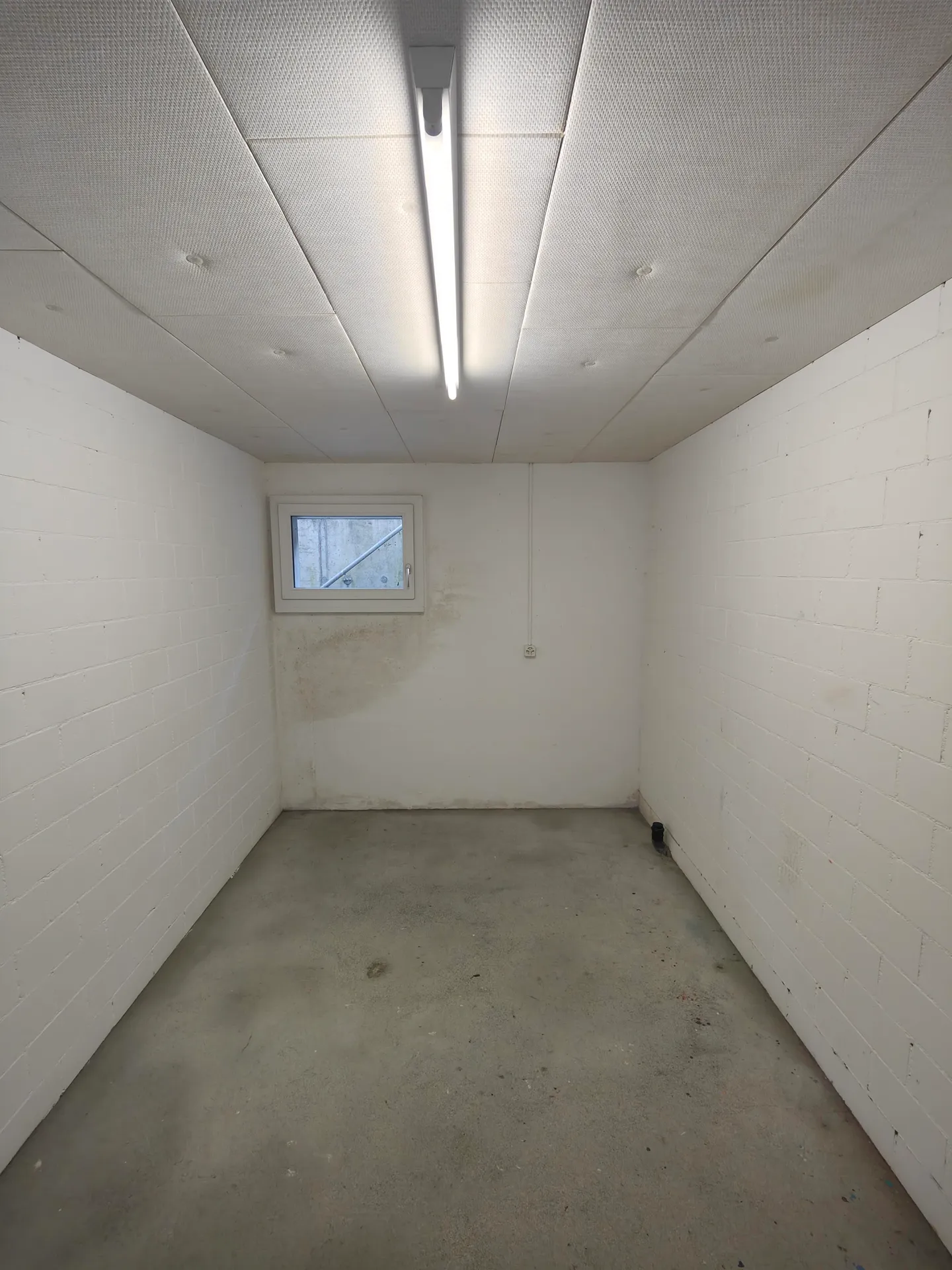 11.92m2 Storage Room Bülach - Im Rietpark 13 - Photo 2 of 8